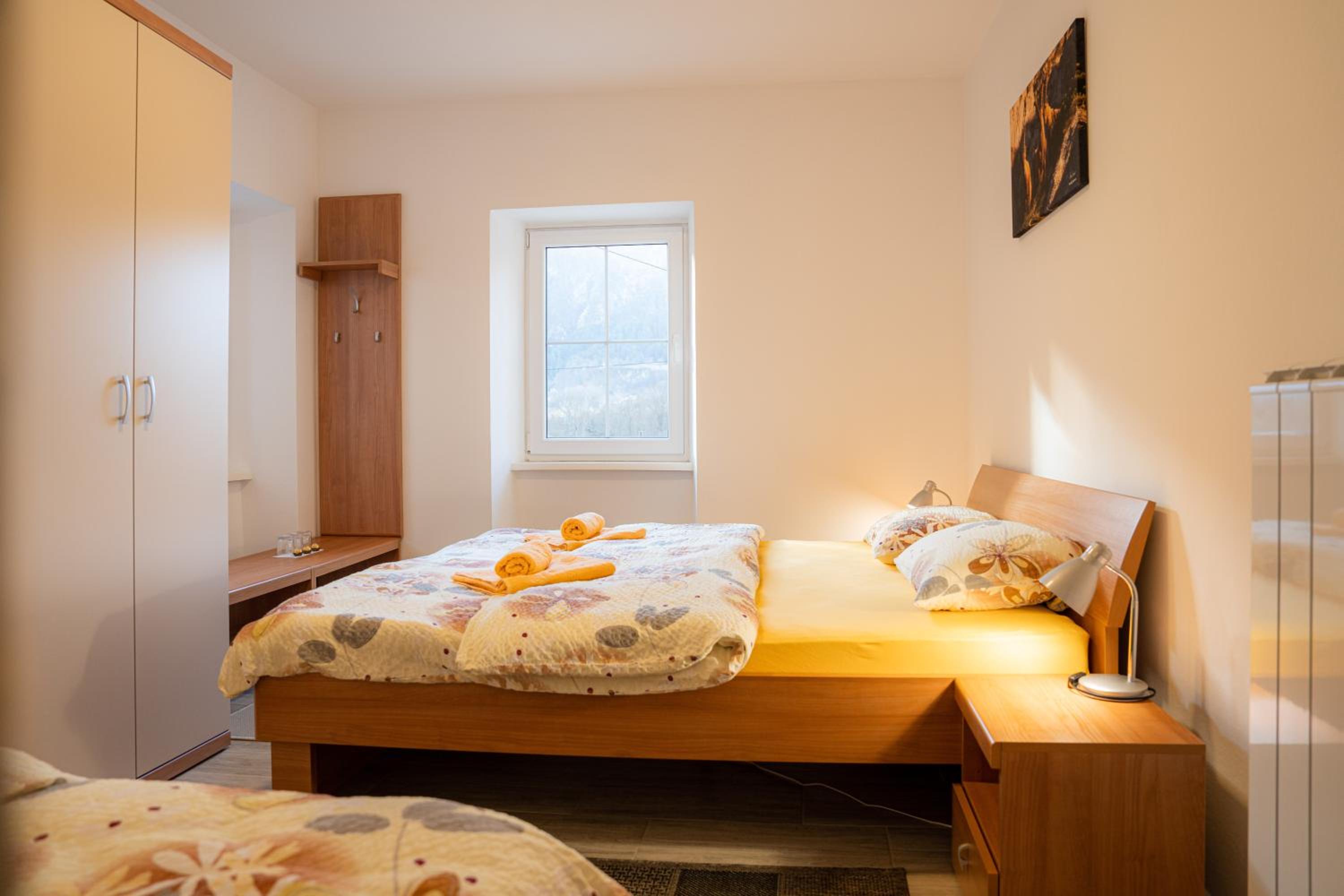 Triple Room with Shared Kitchen