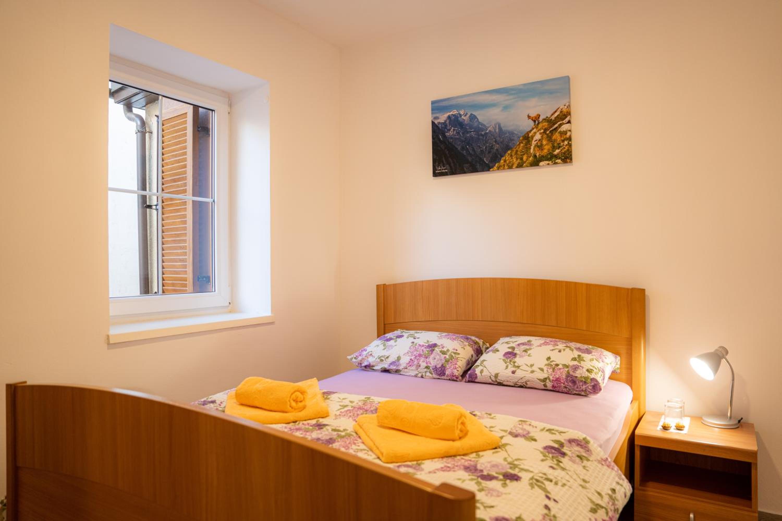 Double Room with Shared Kitchen