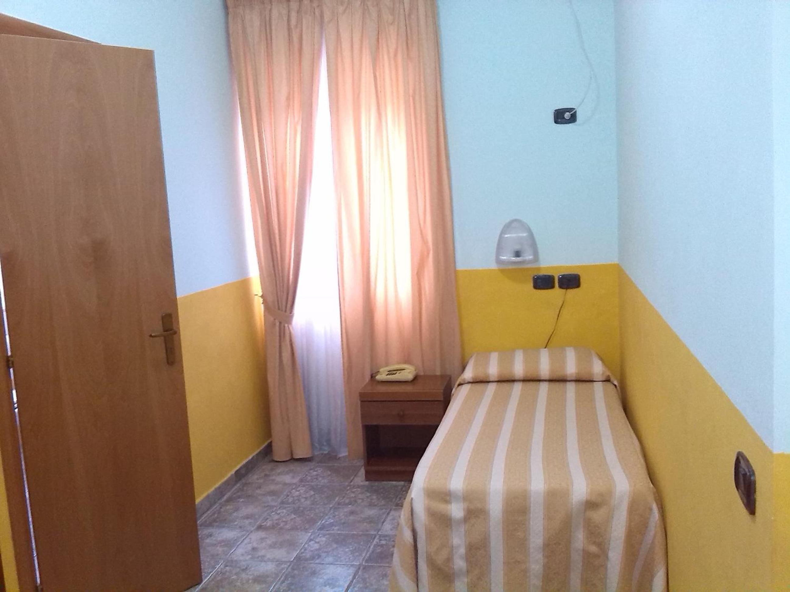 Economy Single Room photo 1