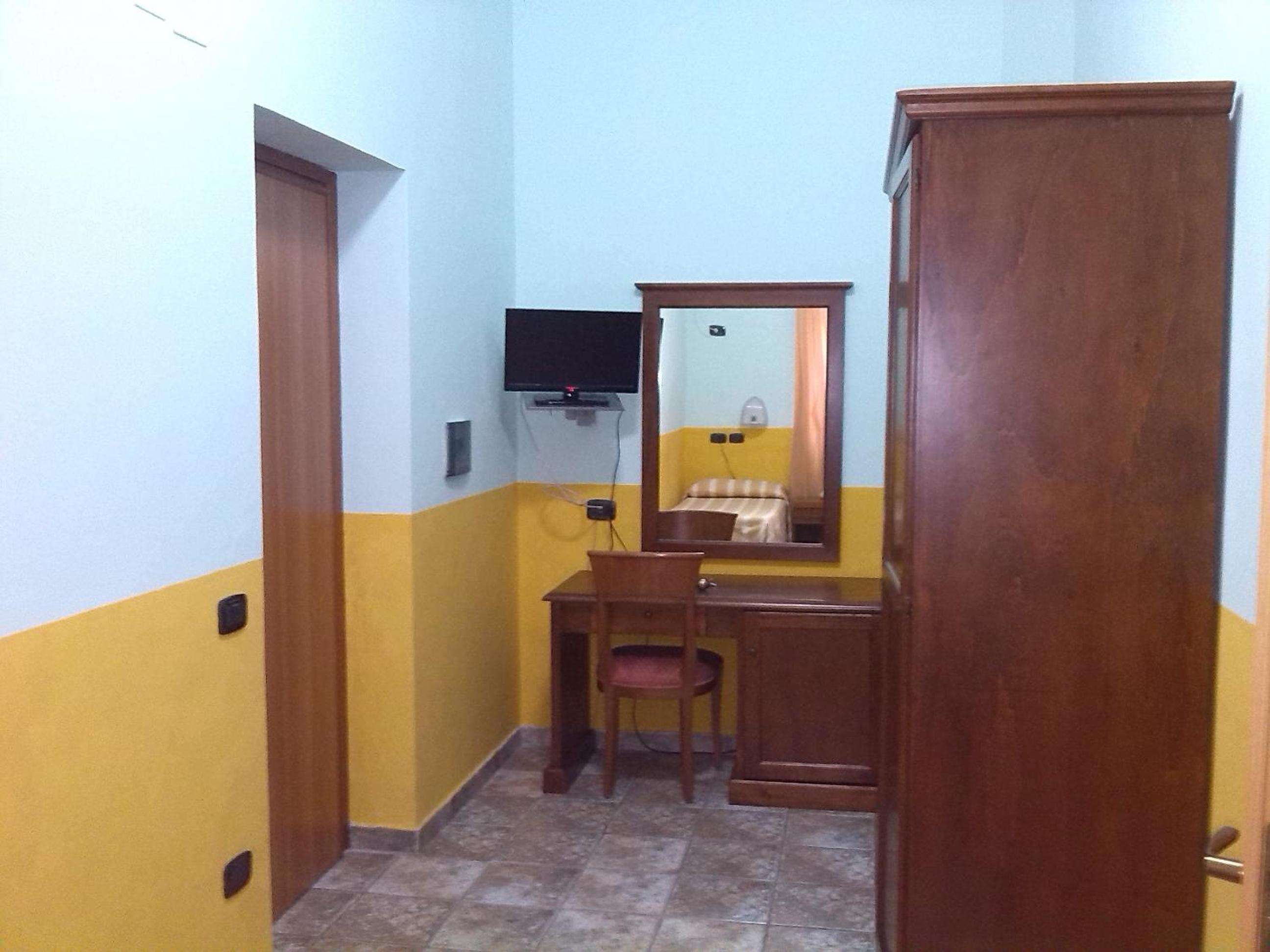 Economy Single Room photo 3