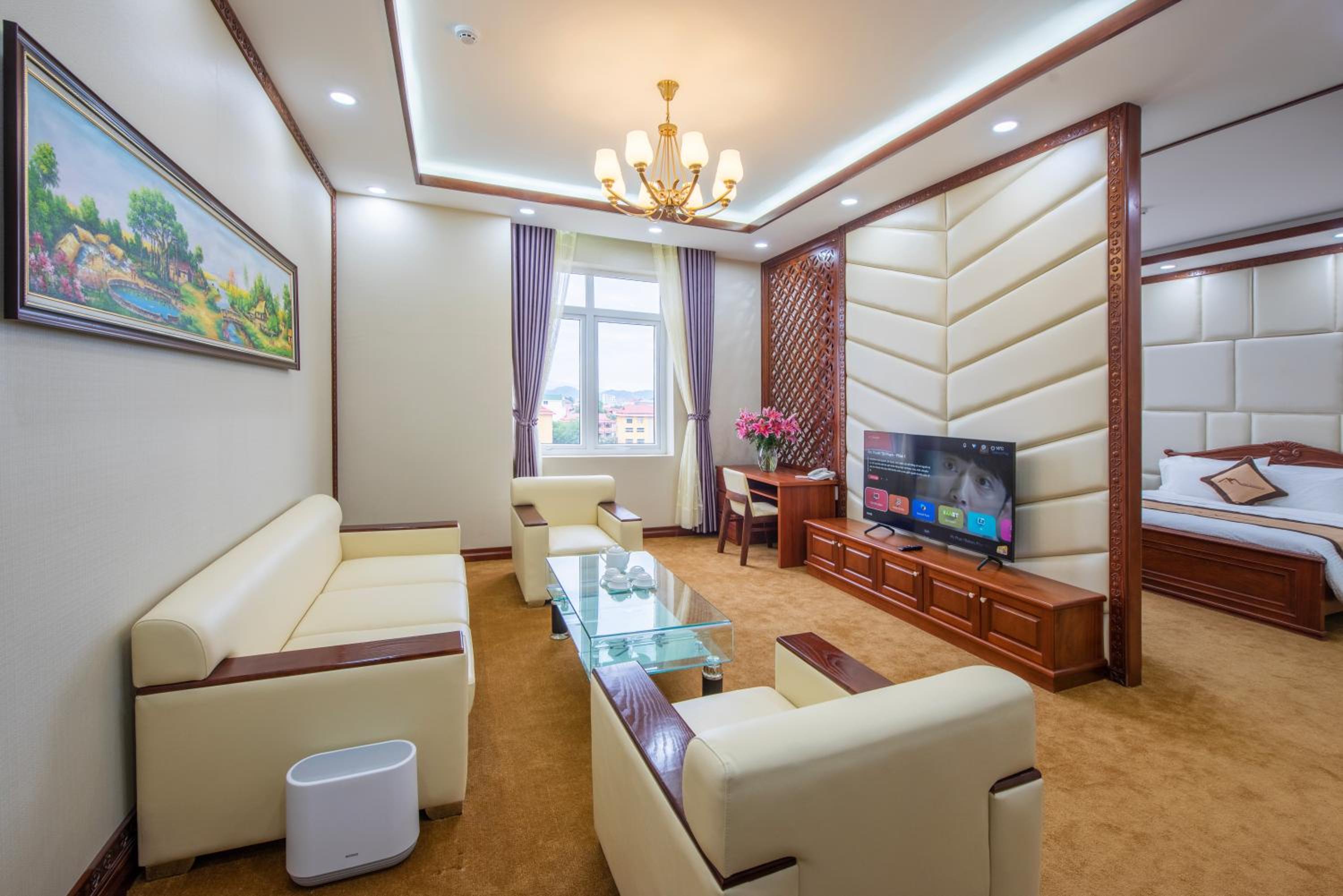 King Suite photo 2
