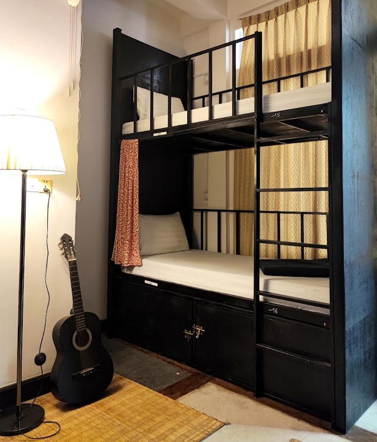 Bunk Bed in Mixed Dormitory Room