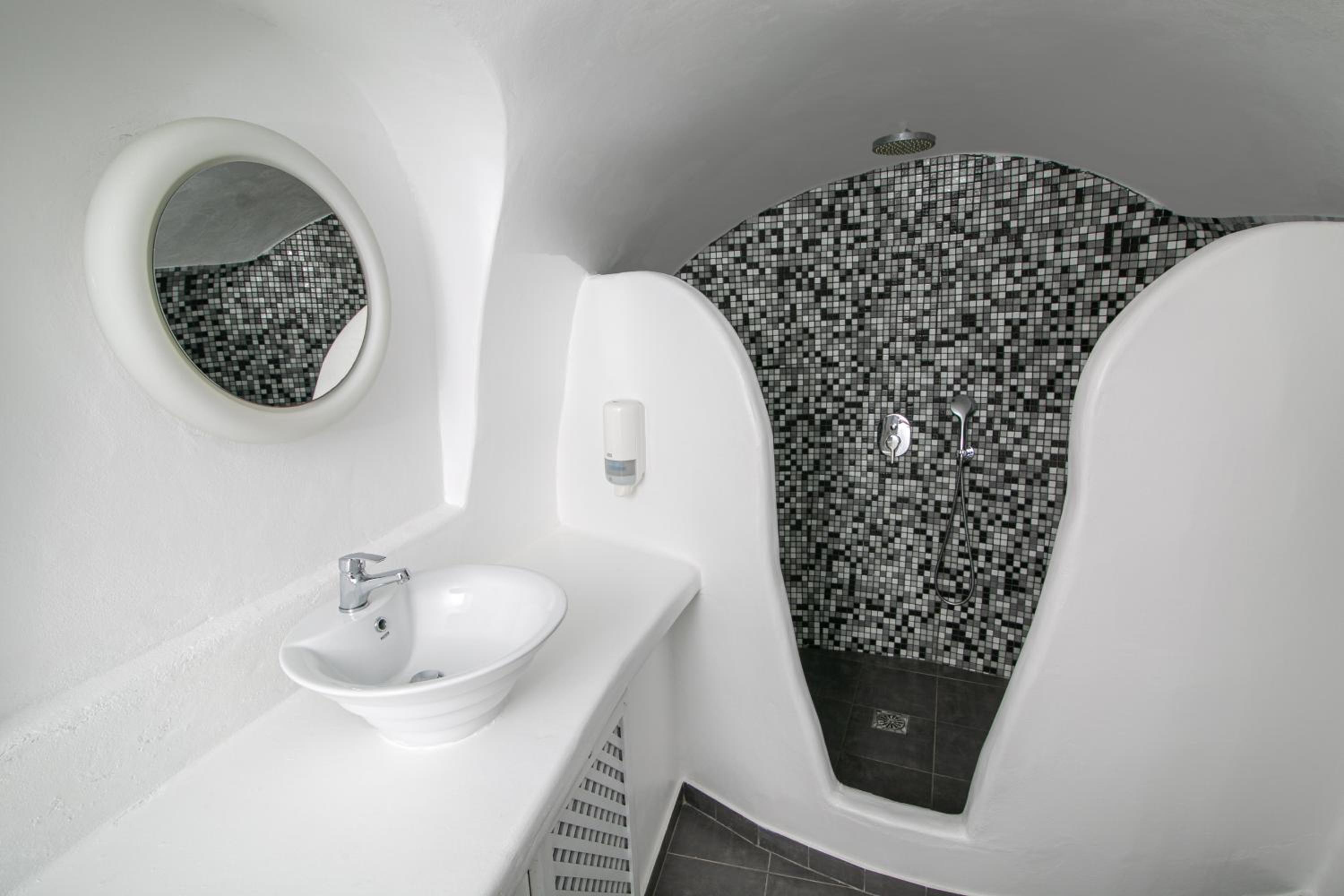 Family Cave Suite with Caldera and Sea View photo 3
