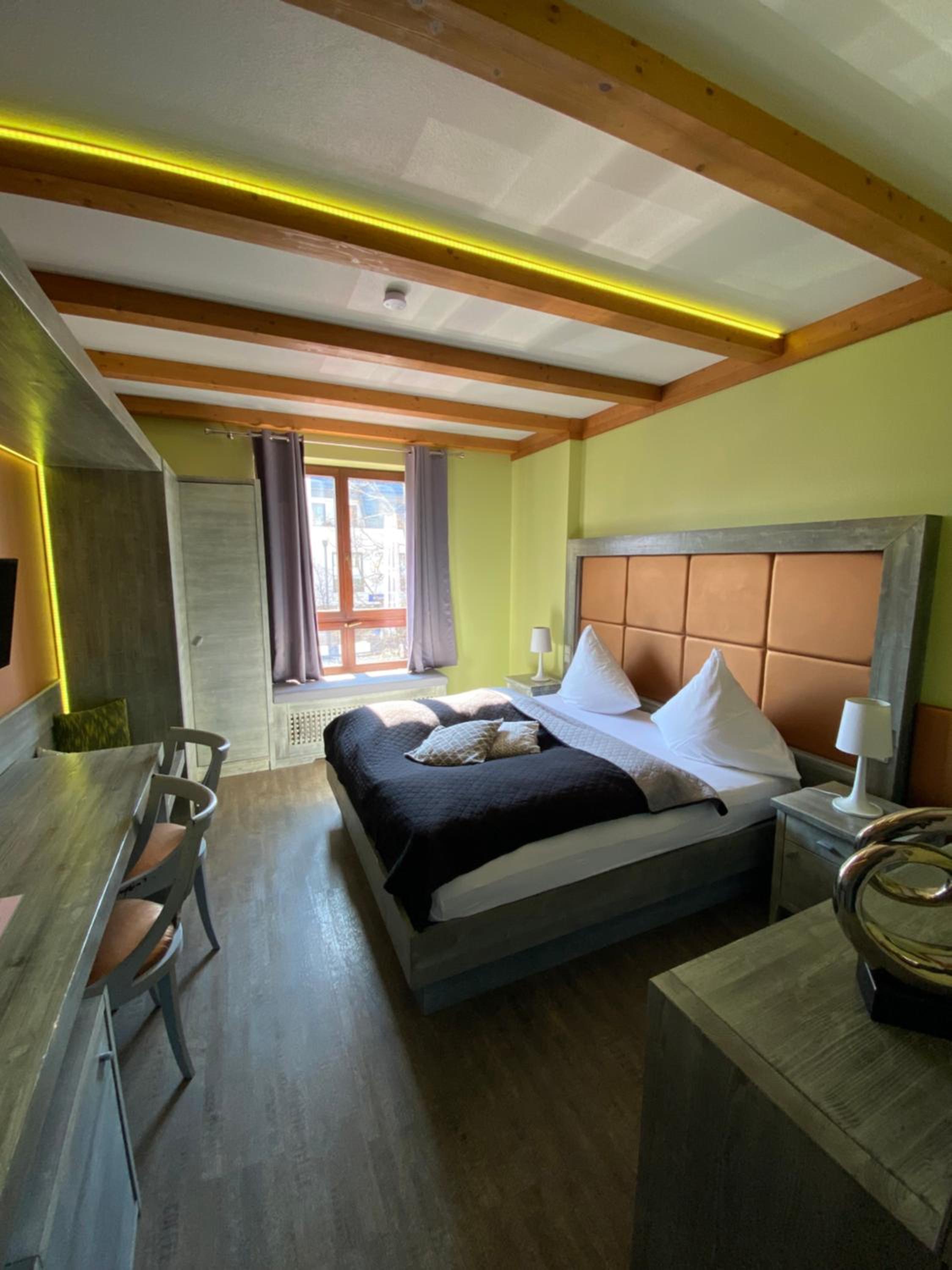 Classic Double Room - Photo 5