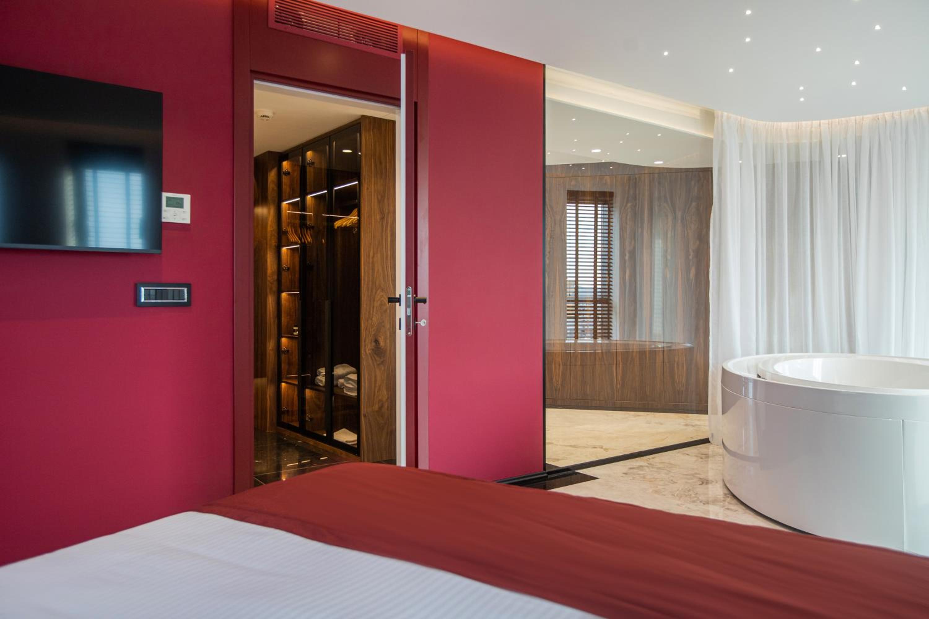 Presidential Suite photo 3
