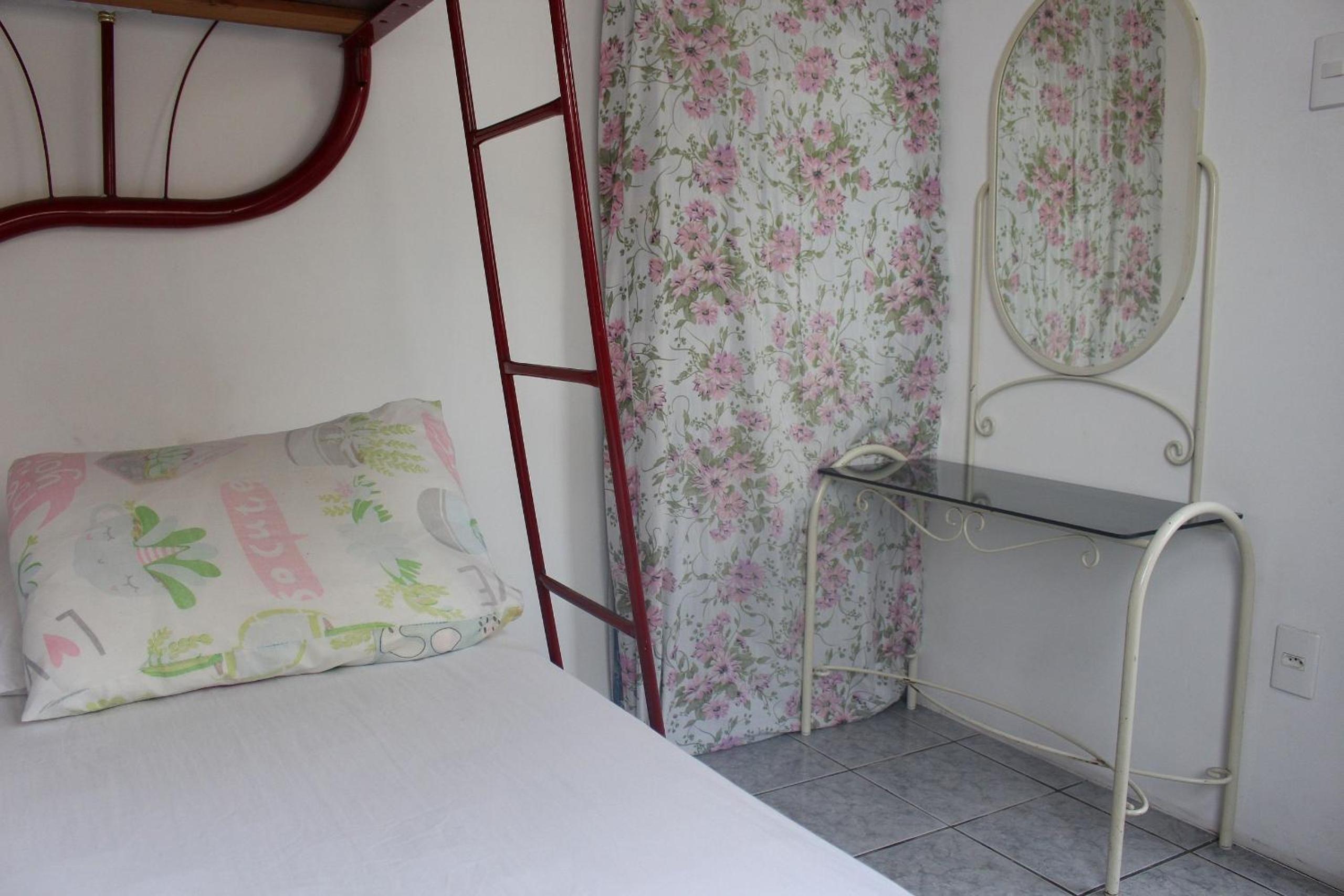 Two-Bedroom Apartment - Photo 6
