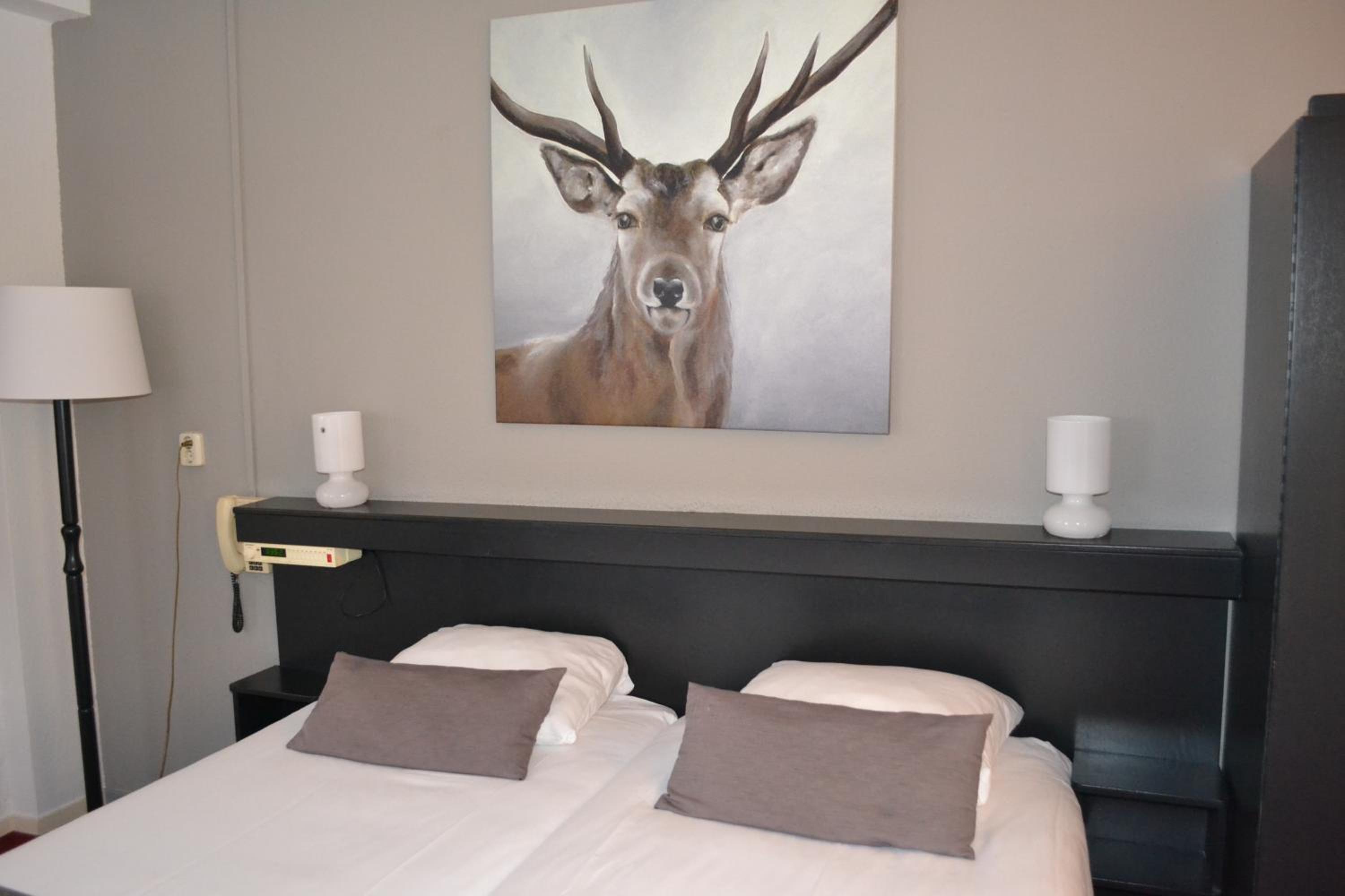 Double Room - Photo 5