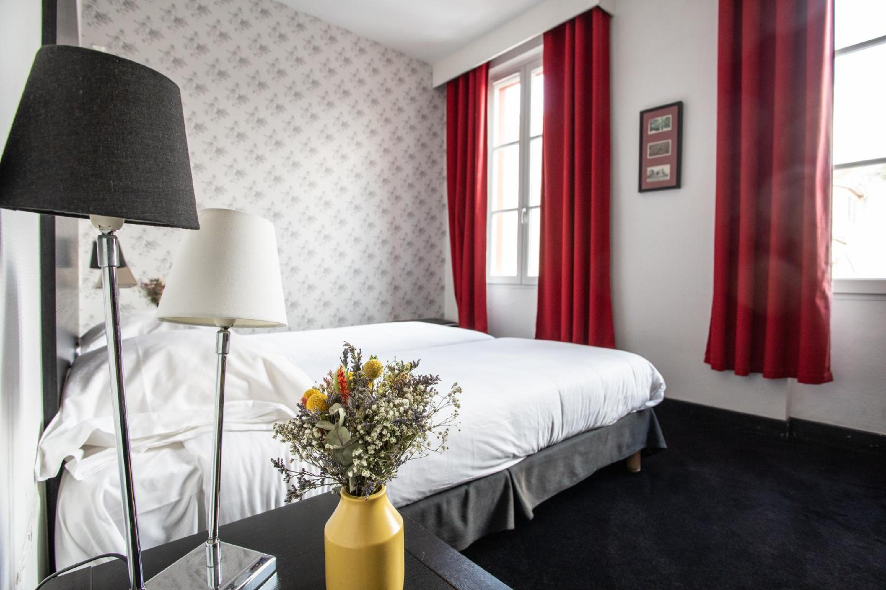 Standard Twin Room photo 1