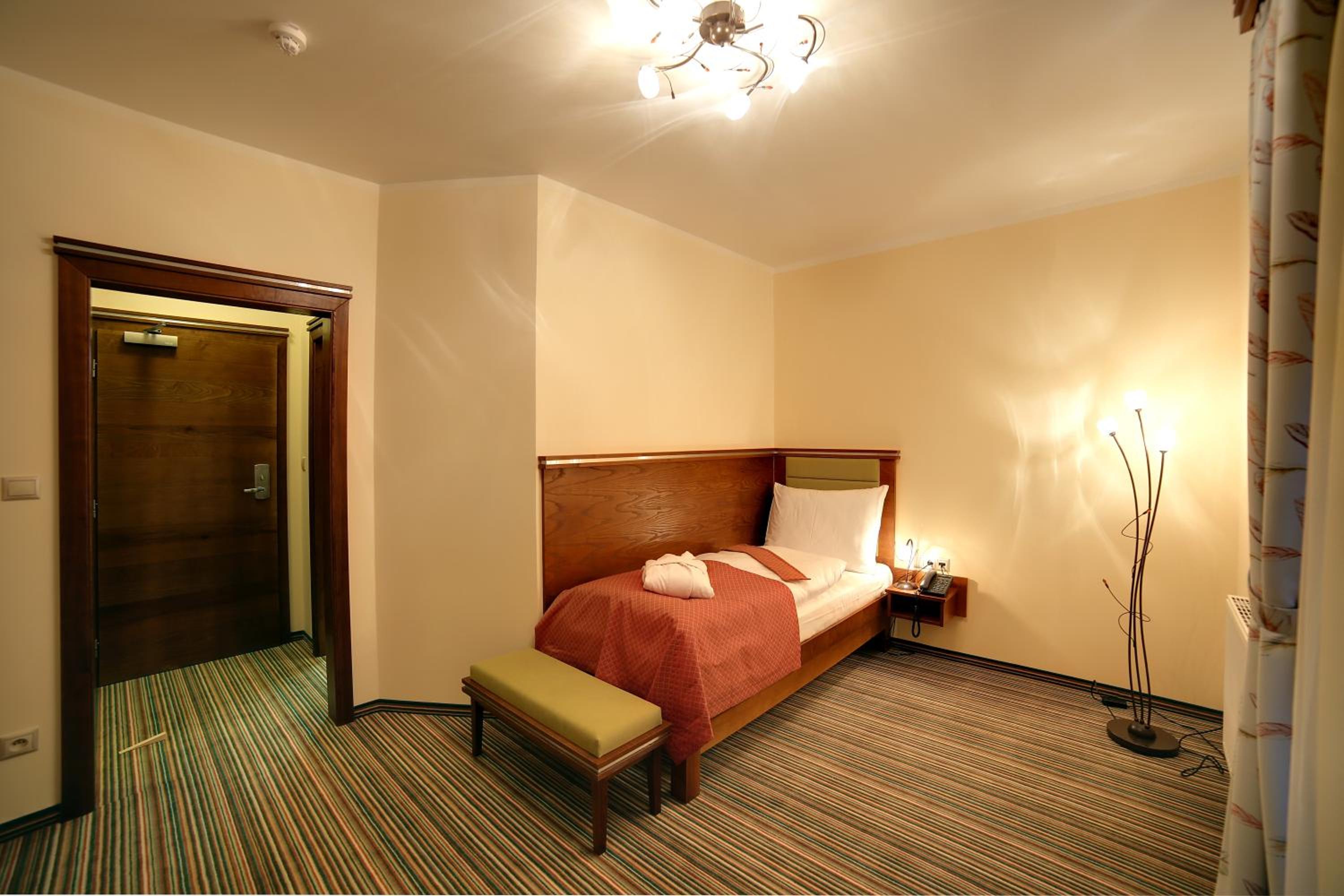 Standard Single Room