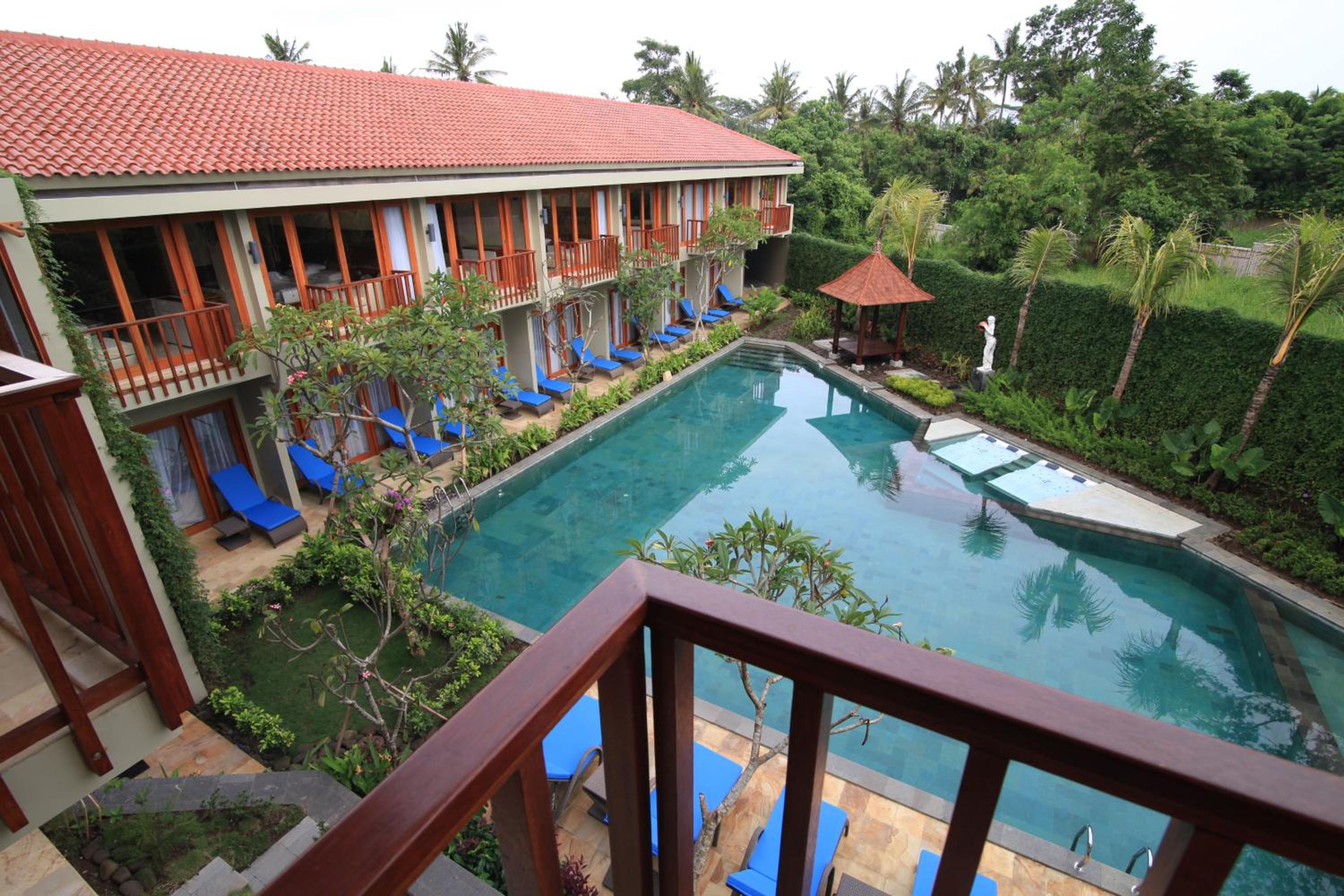 King Room with Pool View photo 2