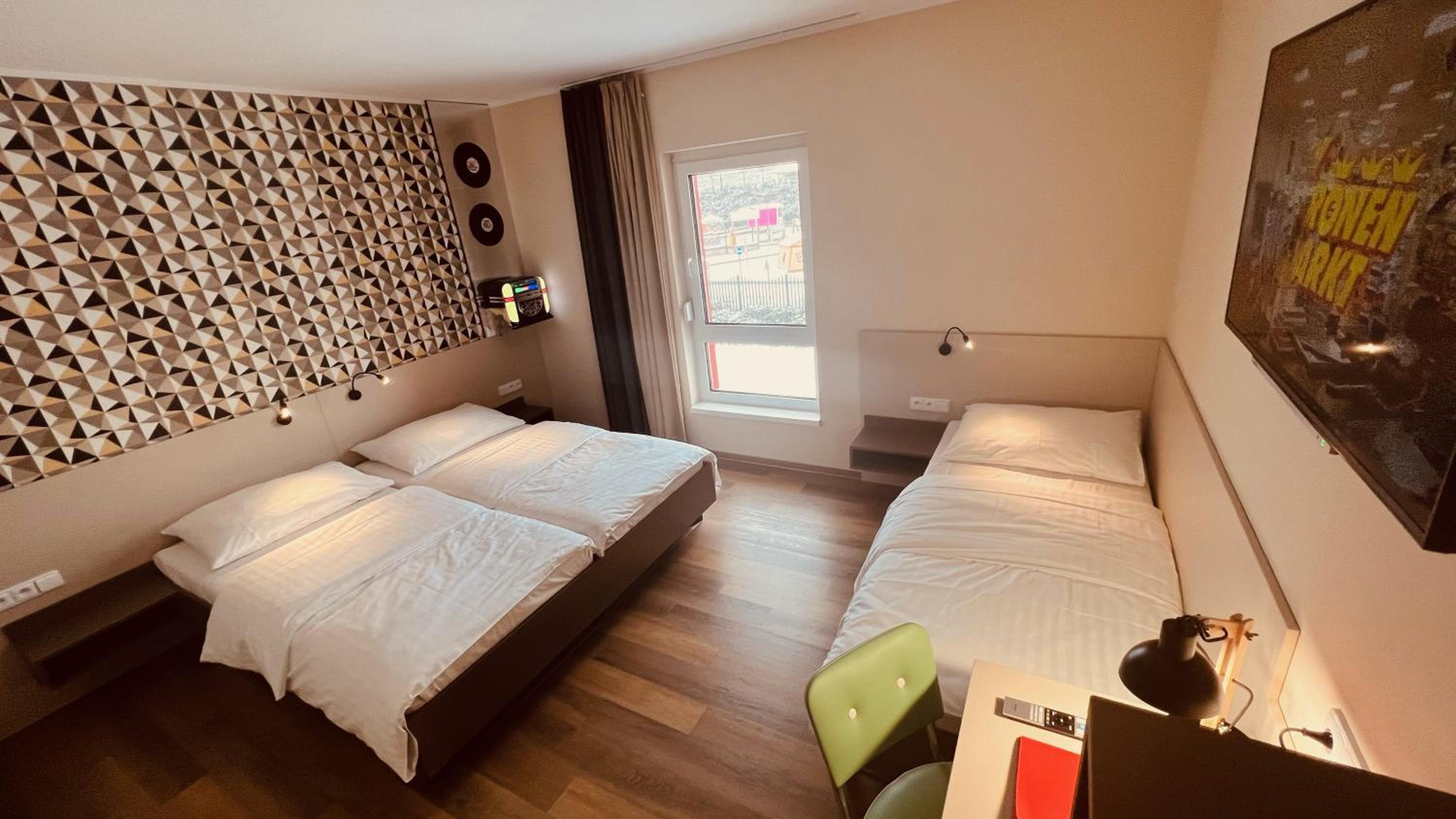 Triple Room