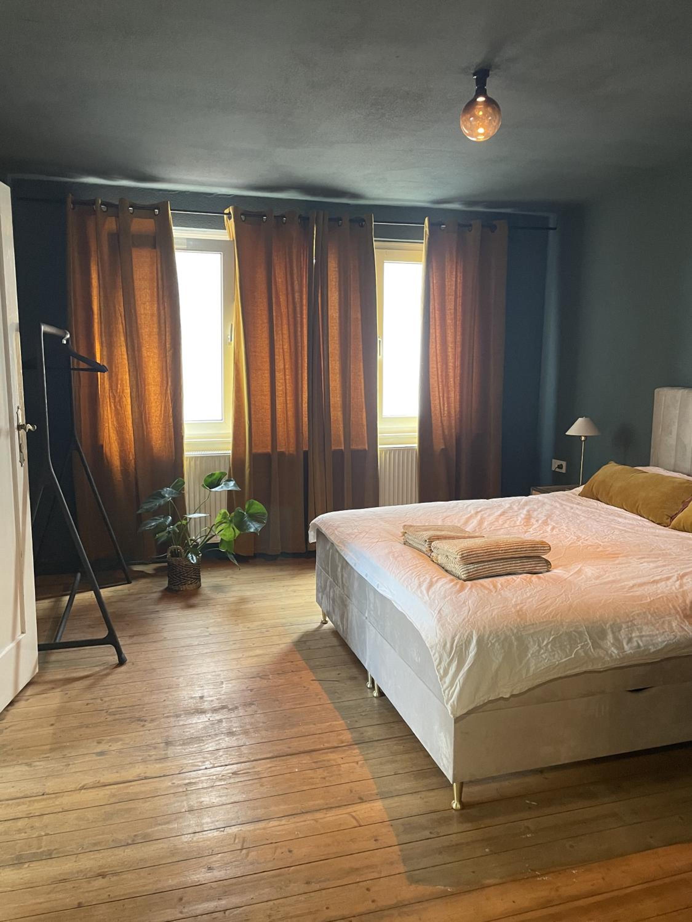 One-Bedroom Apartment photo 3