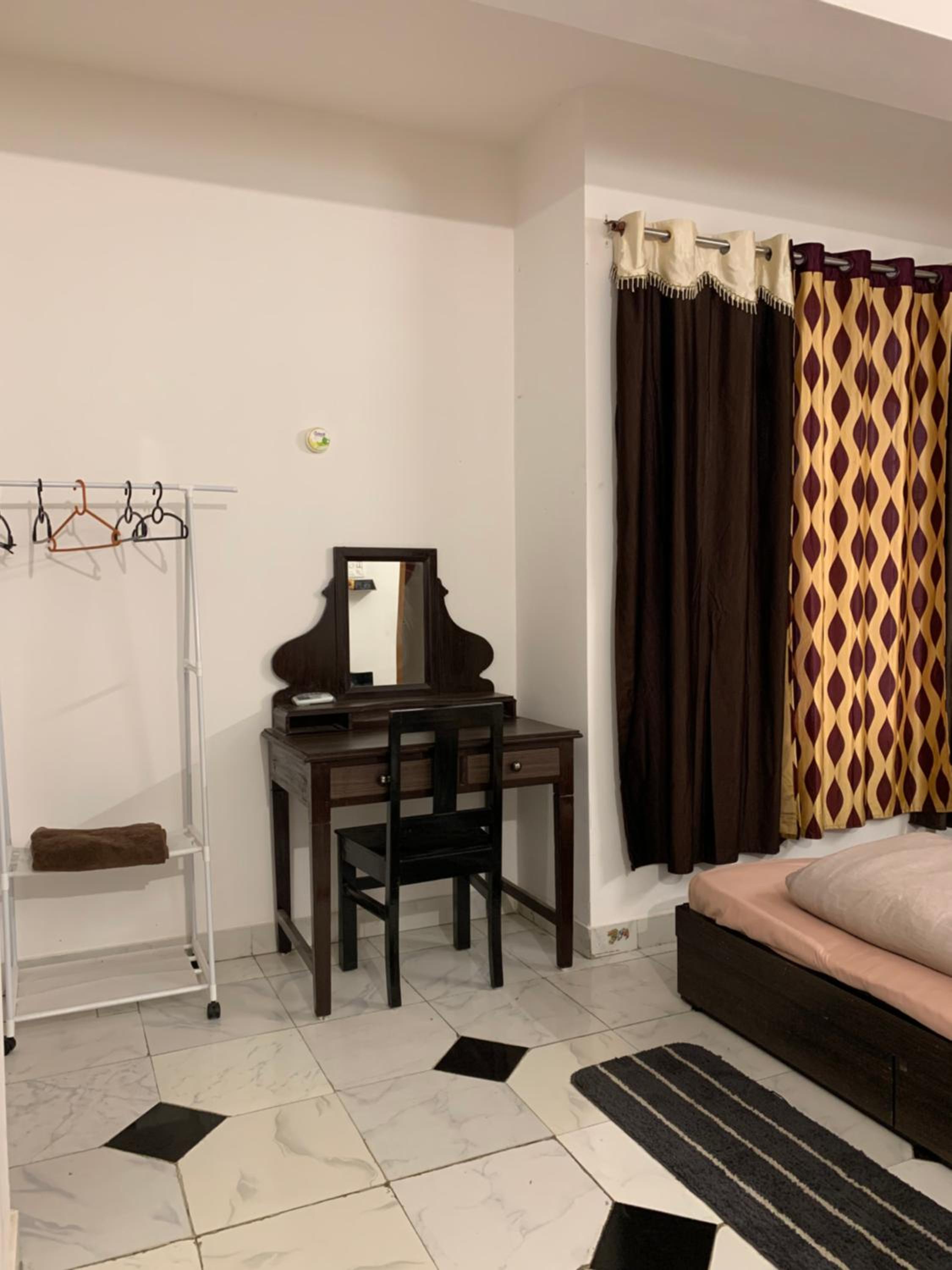 Two-Bedroom Apartment - Photo 16