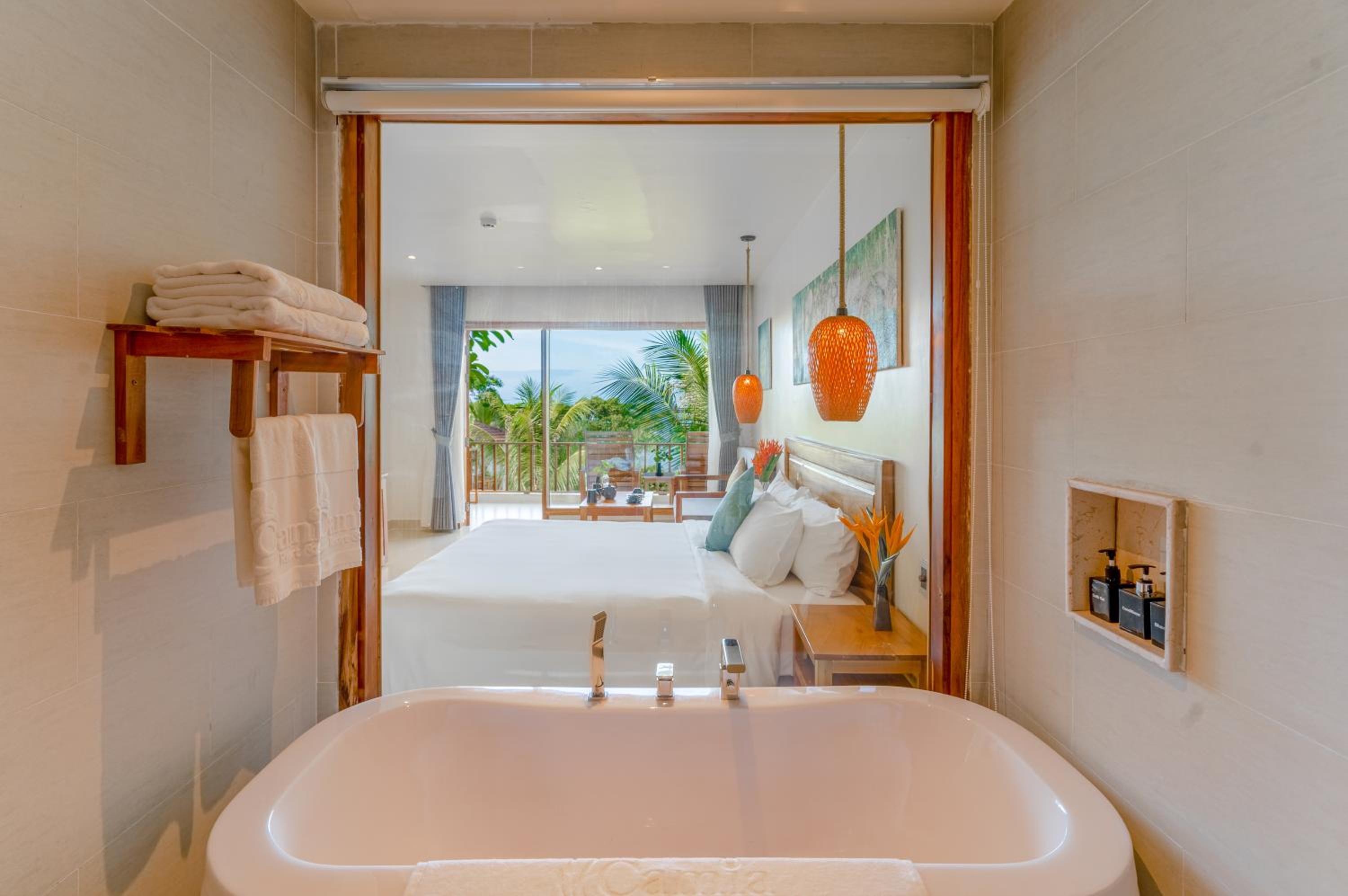 Connecting Door Deluxe Ocean View photo 2