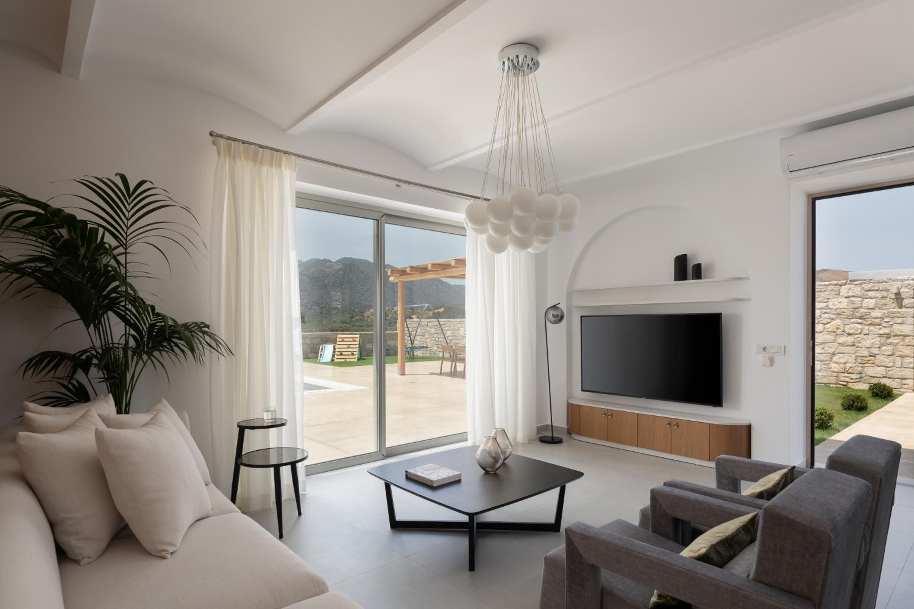 Villa with Private Pool photo 1