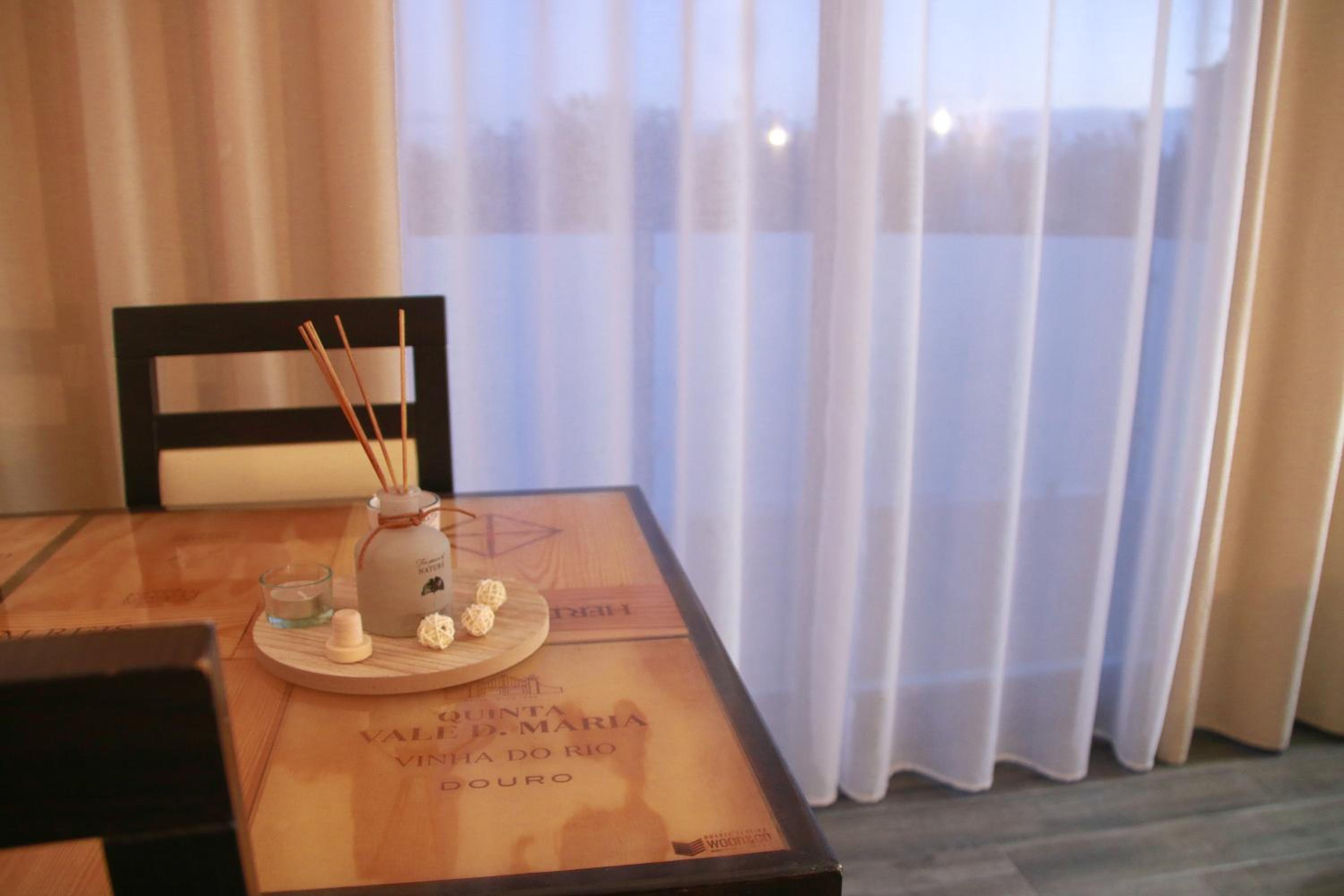 Deluxe Double Room (2 Adults + 1 Child) photo 2