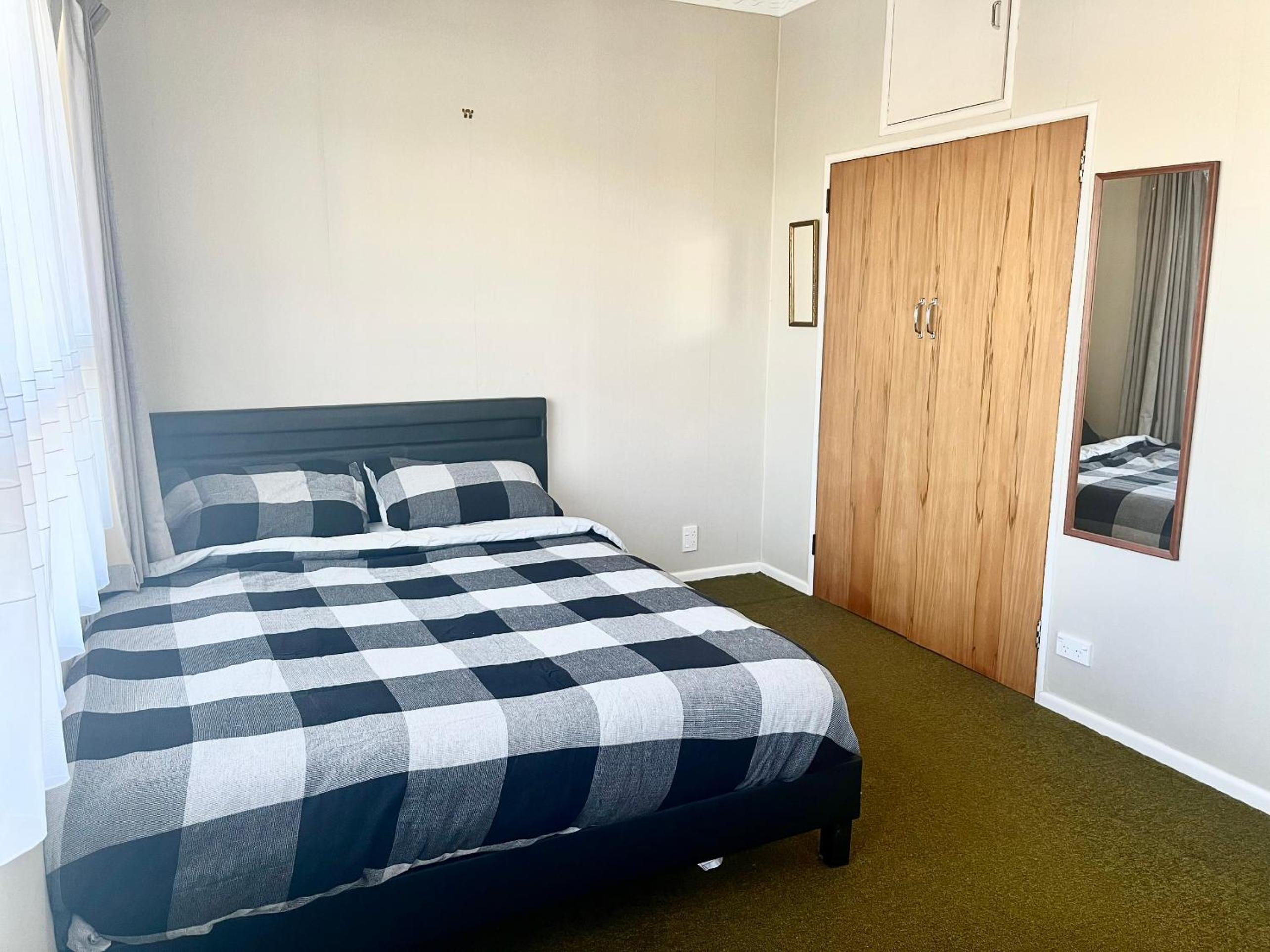 Double or Twin Room - Photo 1