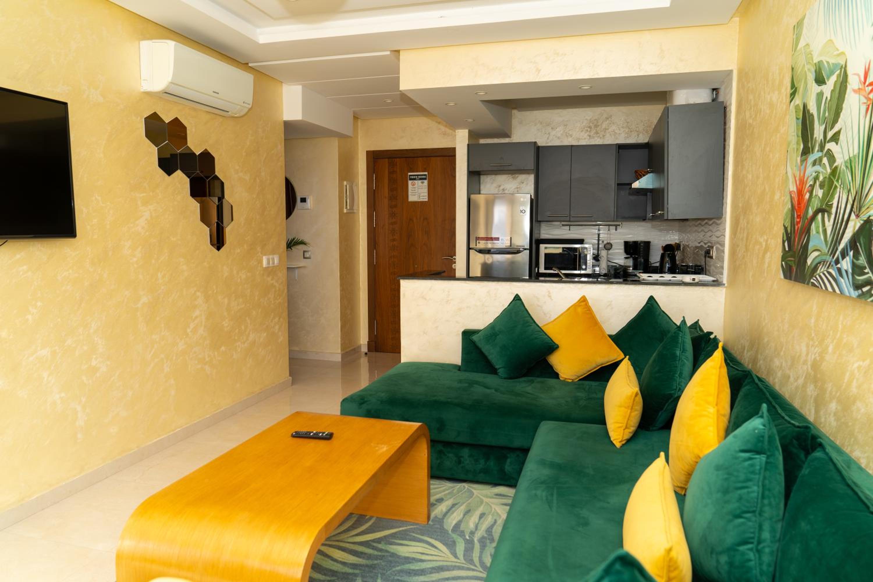 Apartment with Sea View - Photo 20