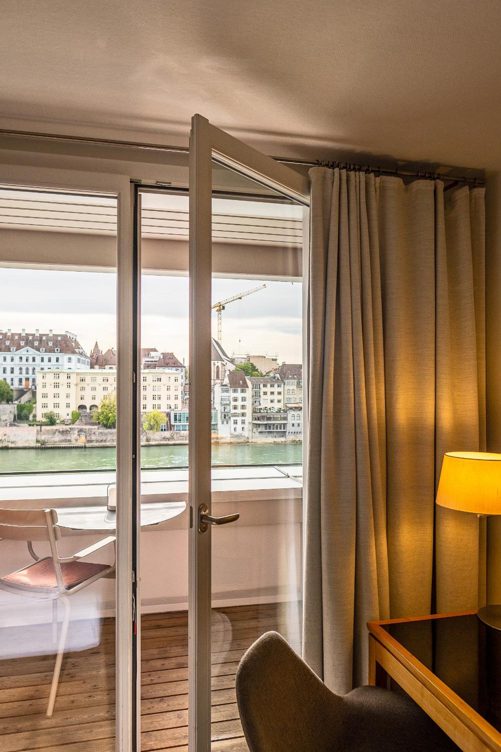 Single Room with Balcony photo 3