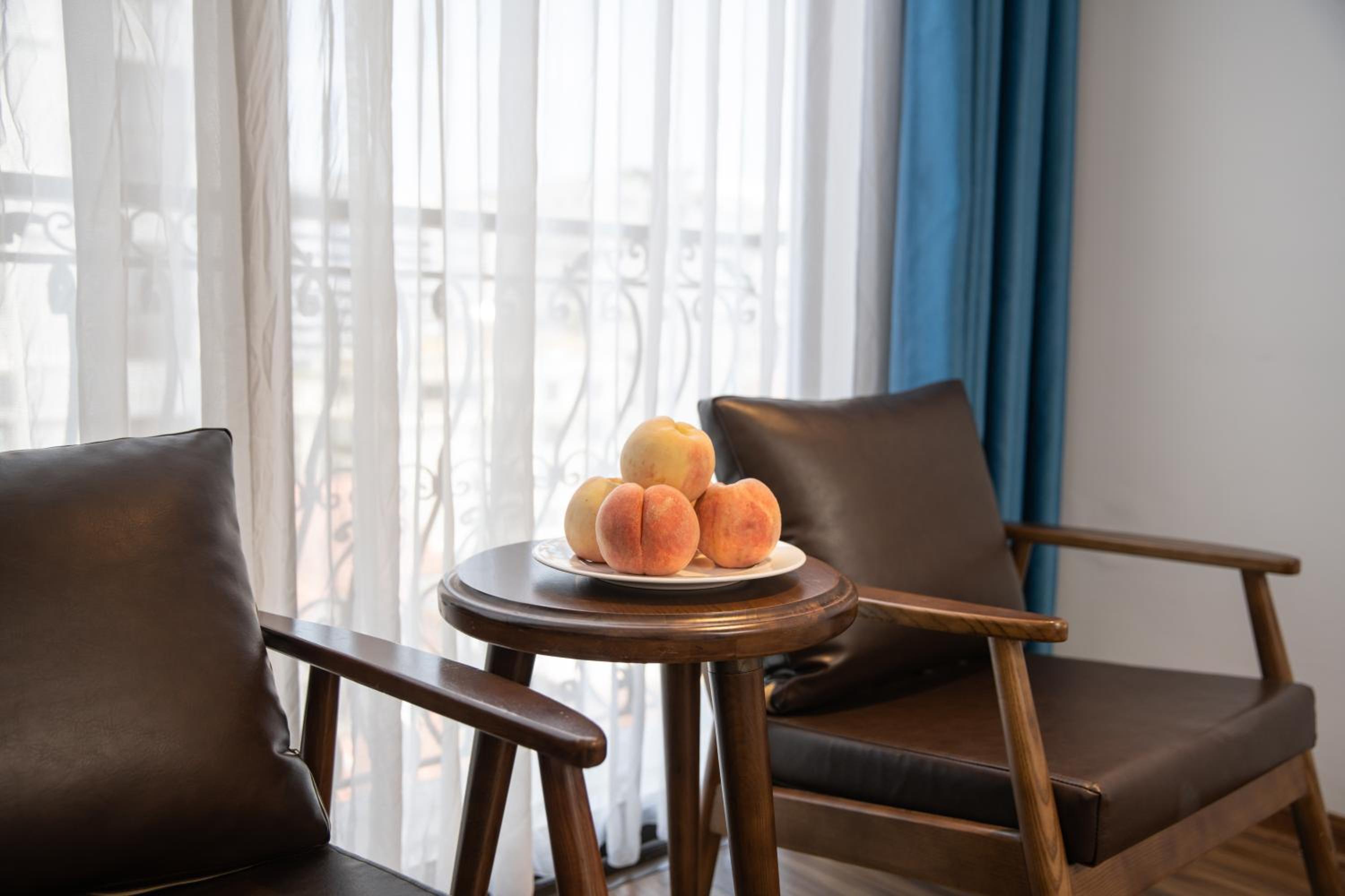Deluxe Twin Room with Balcony - Photo 12