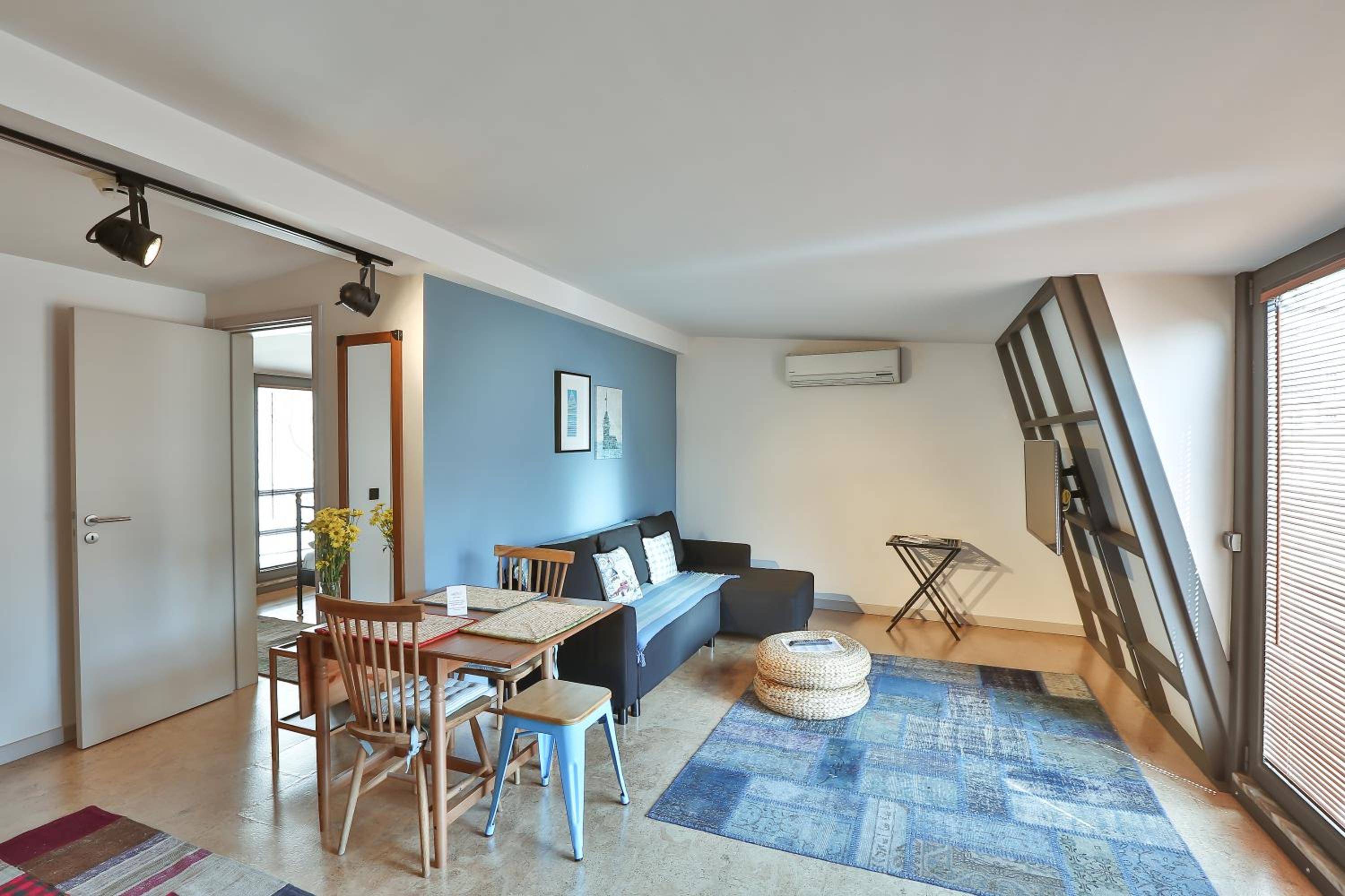 Suite with Terrace  photo 2