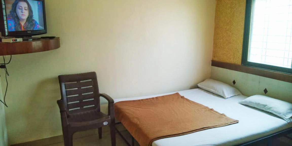 Standard Double Room With Fan photo 3