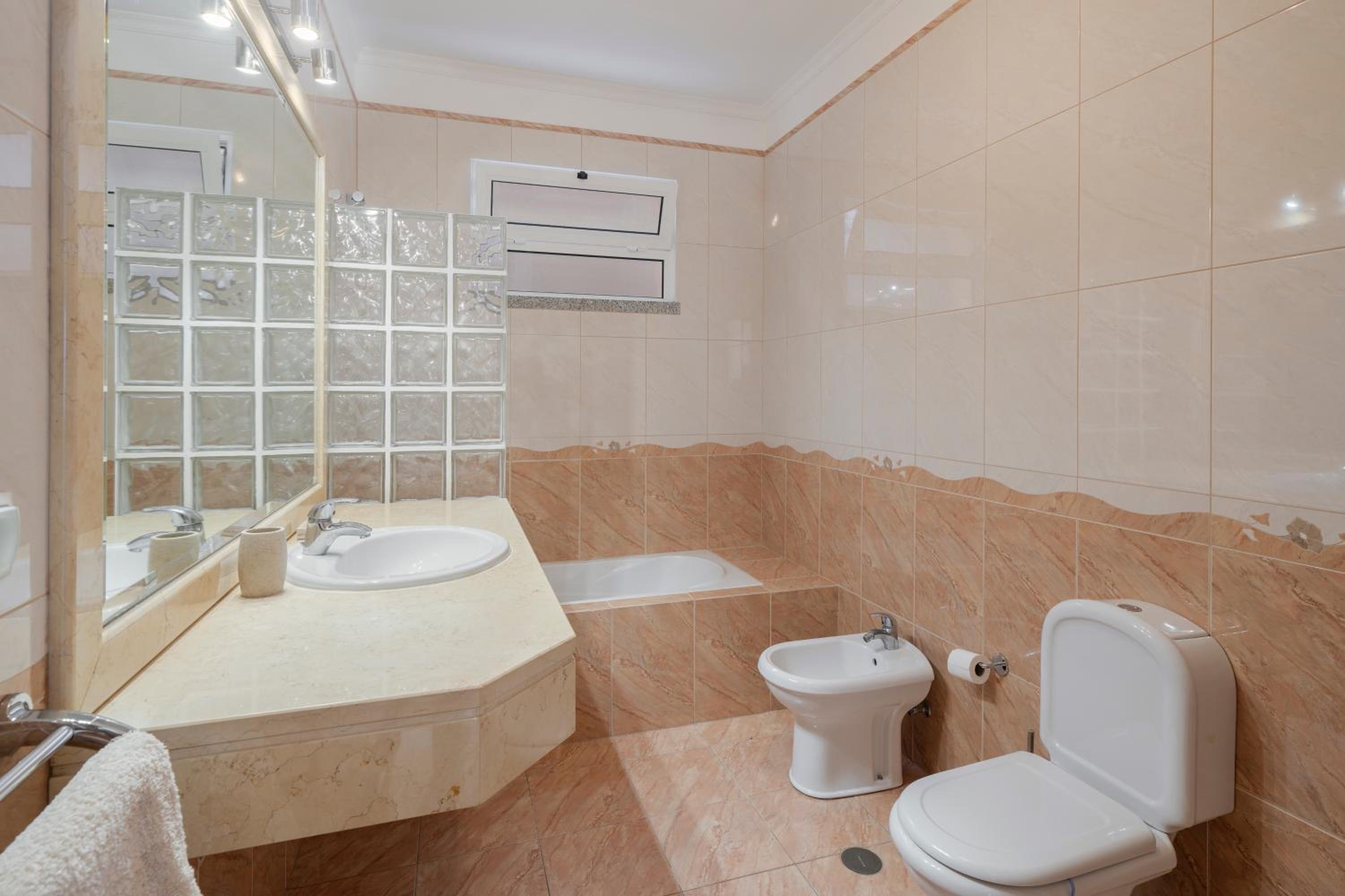 Three-Bedroom Villa photo 3