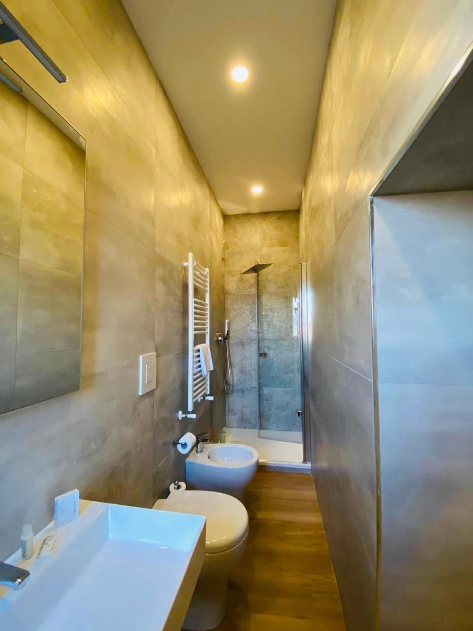 Double Room with Private Bathroom photo 3