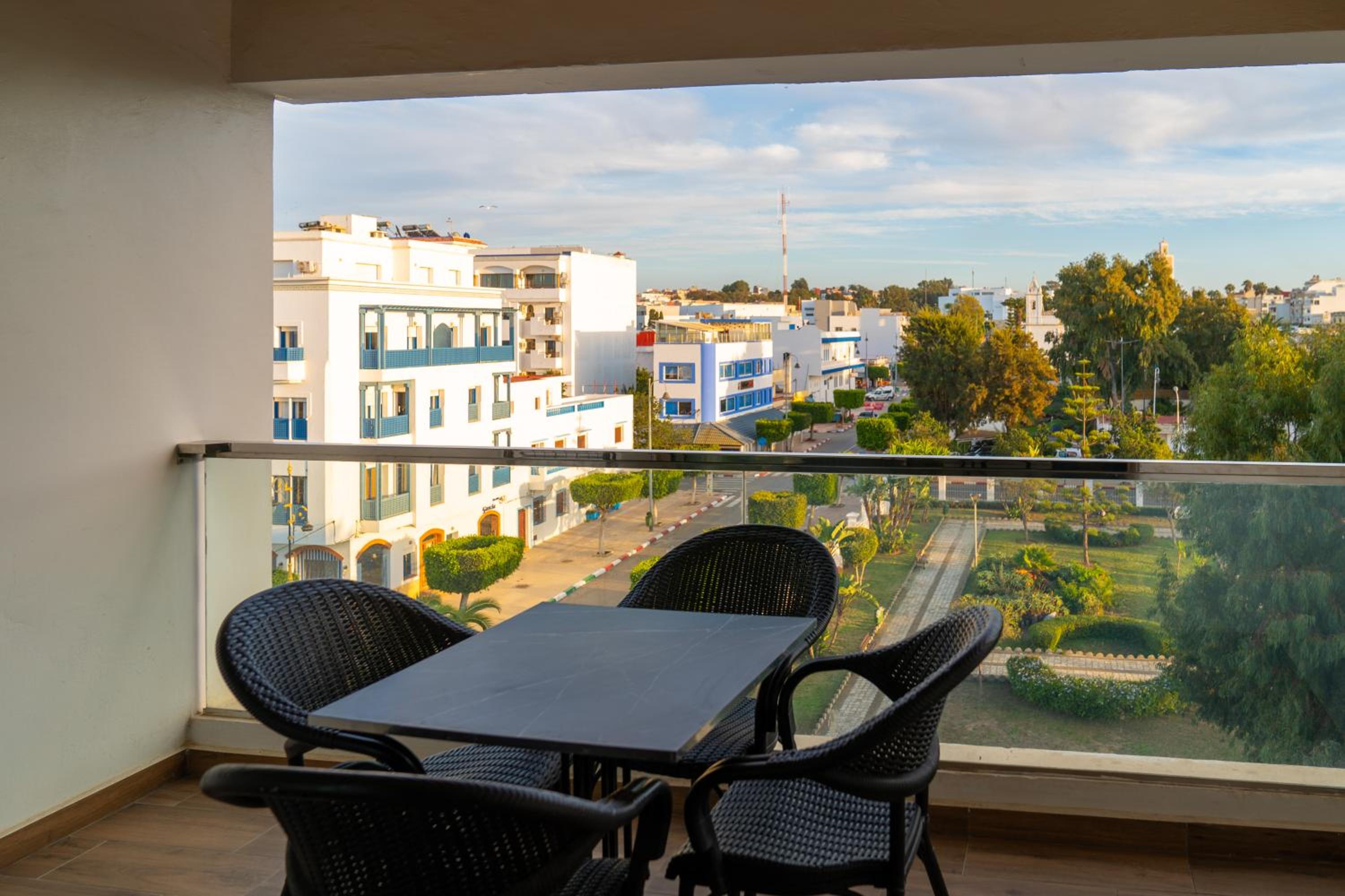 Apartment with Garden View - Photo 10