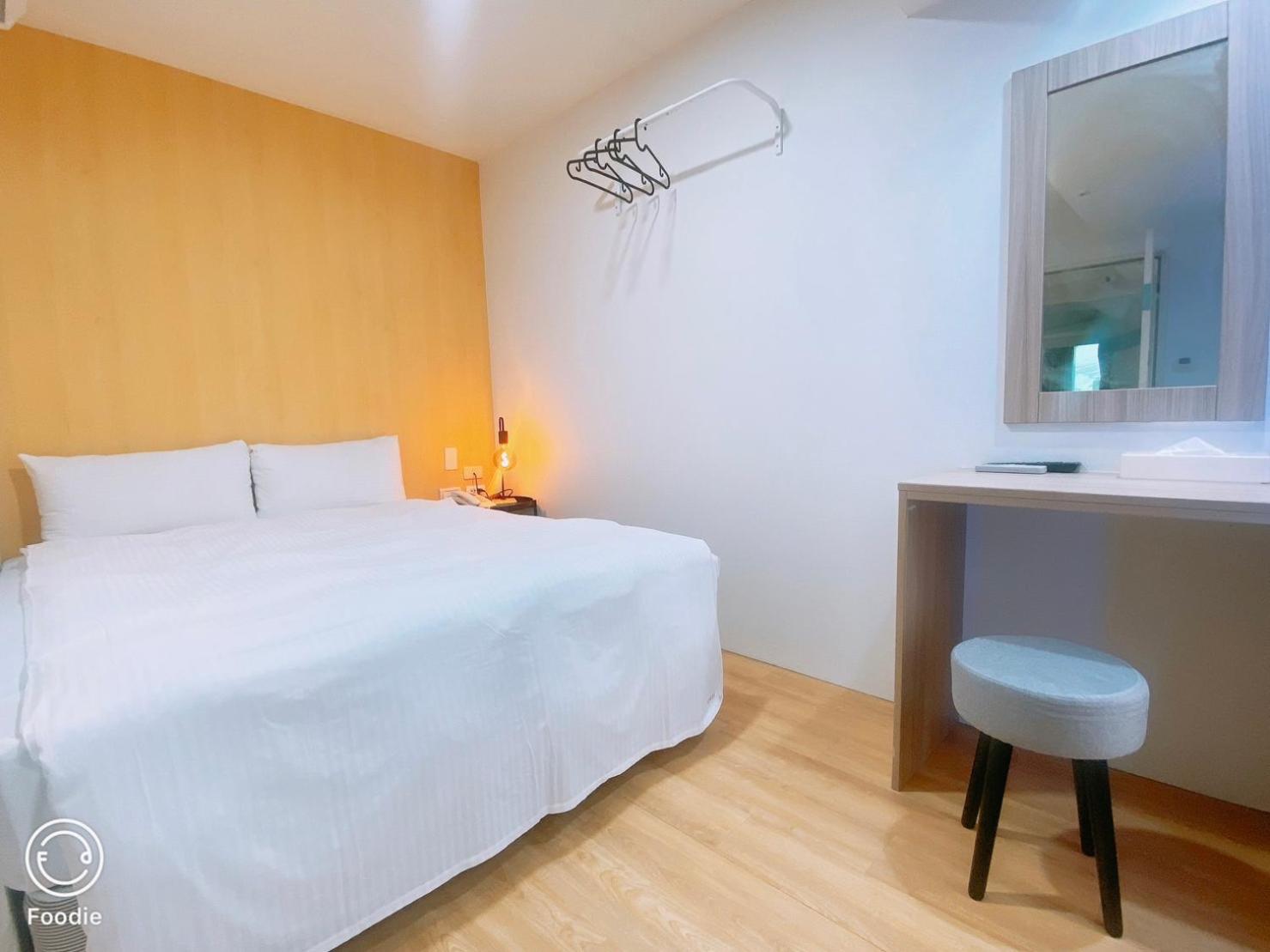 Standard Double Room - Photo 3