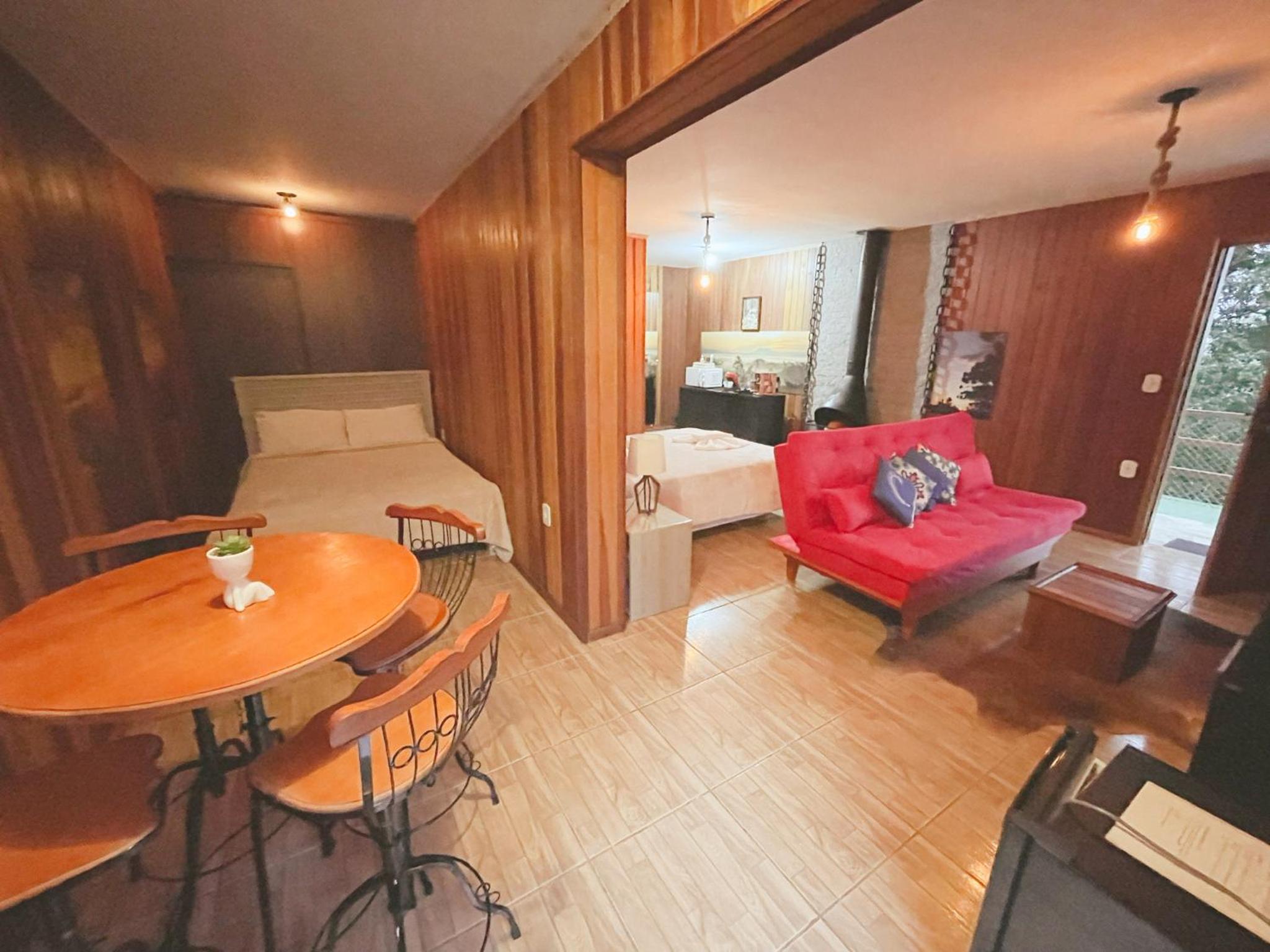Quadruple Room - Photo 12
