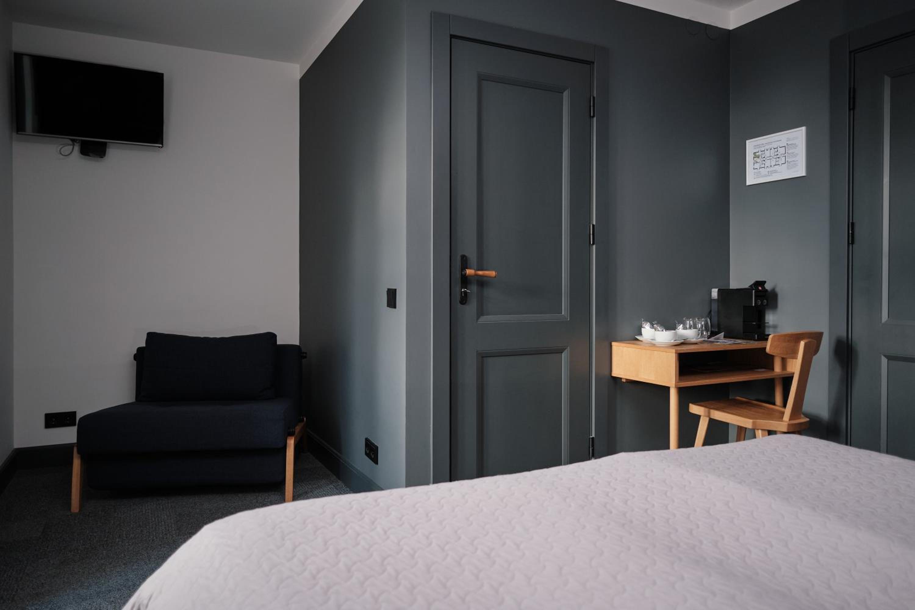 Triple Room - Photo 7
