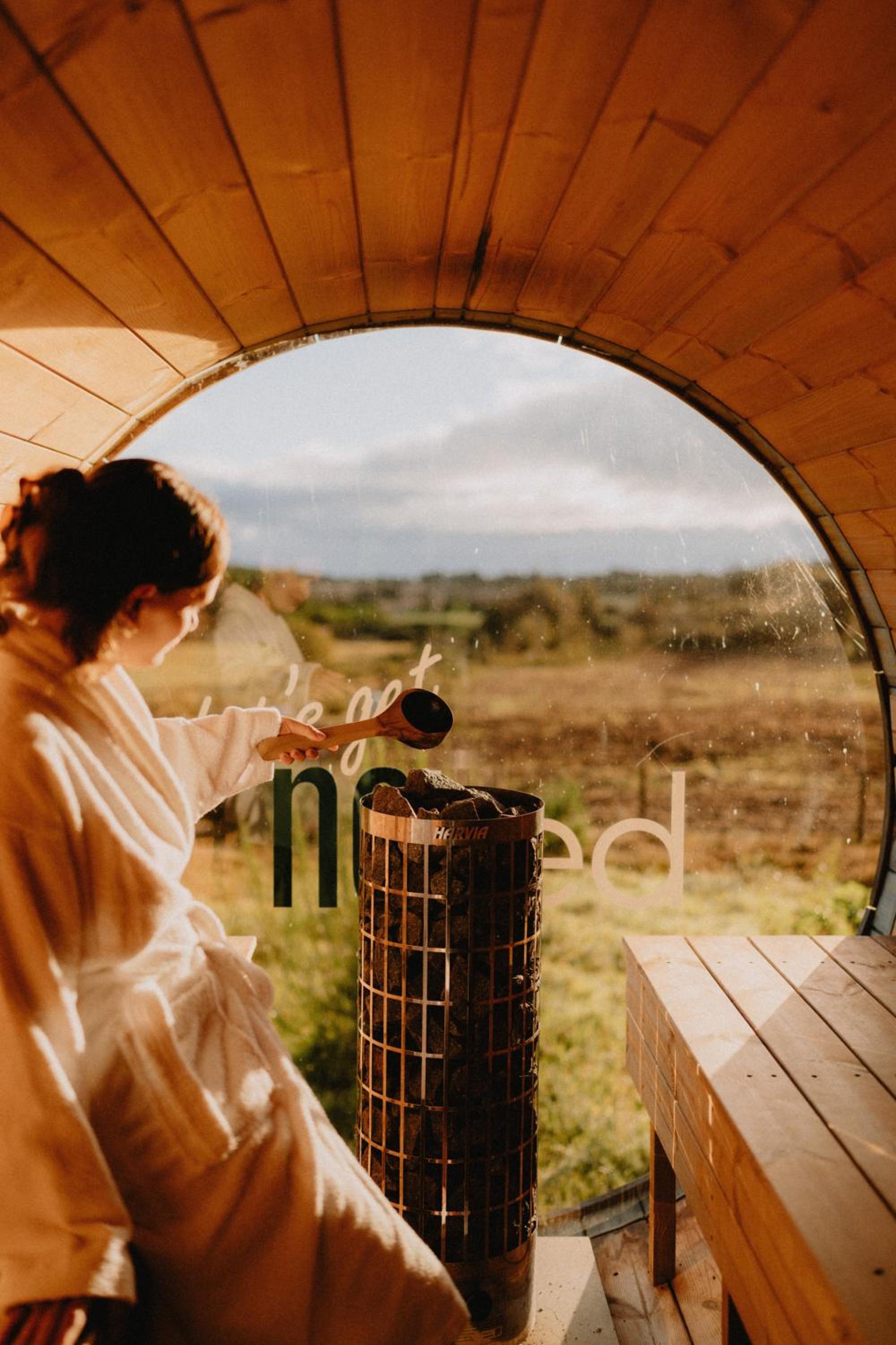 Luxury Glamping Pod (Pet Friendly) - Photo 5