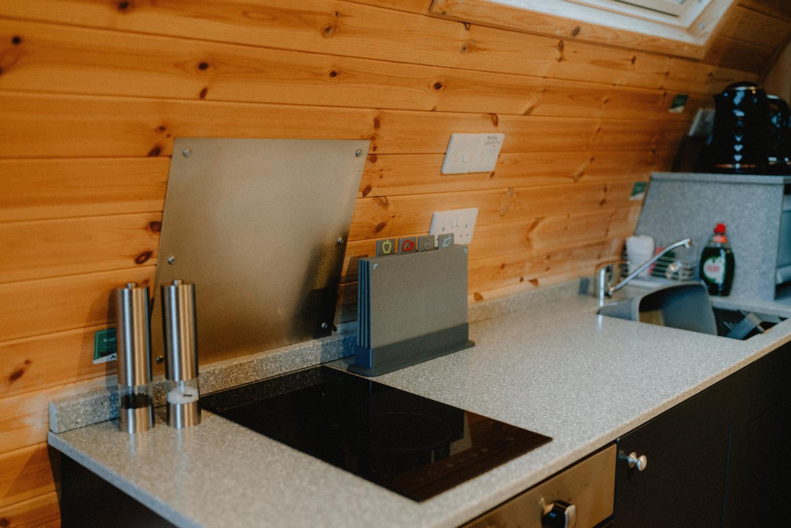 Luxury Glamping Pod (Pet Friendly) - Photo 9
