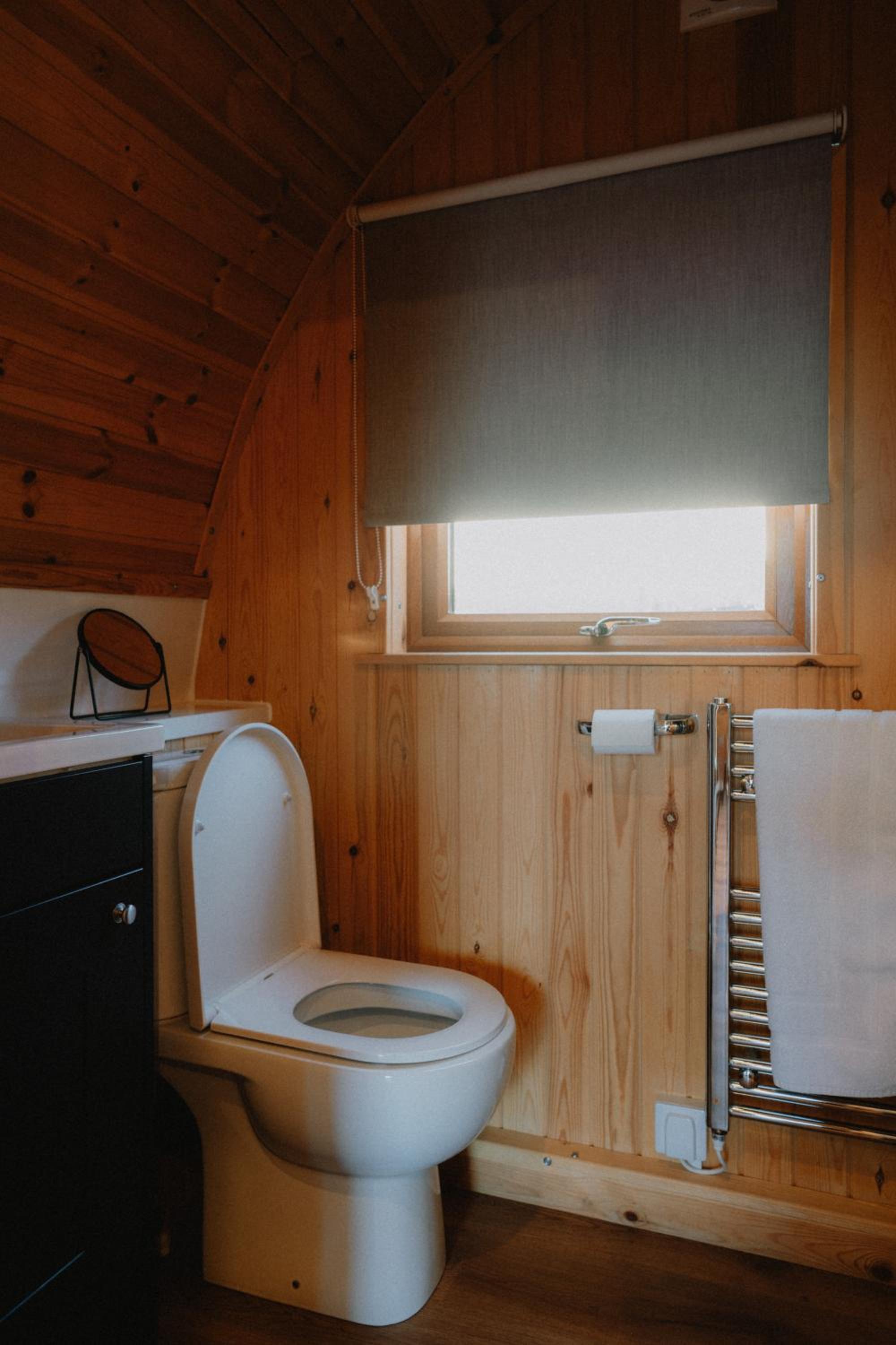 Luxury Glamping Pod (Pet Friendly) - Photo 13