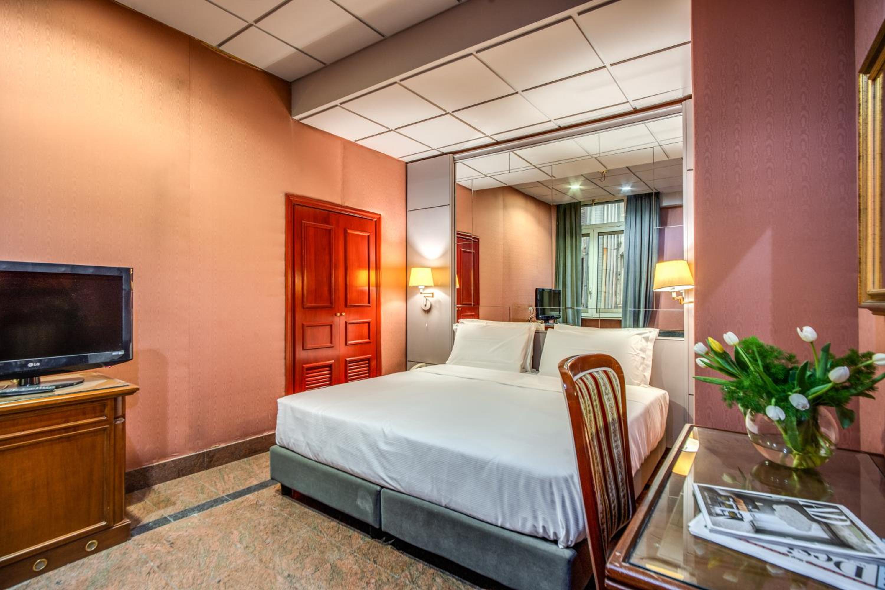 Double or Twin Room photo 1