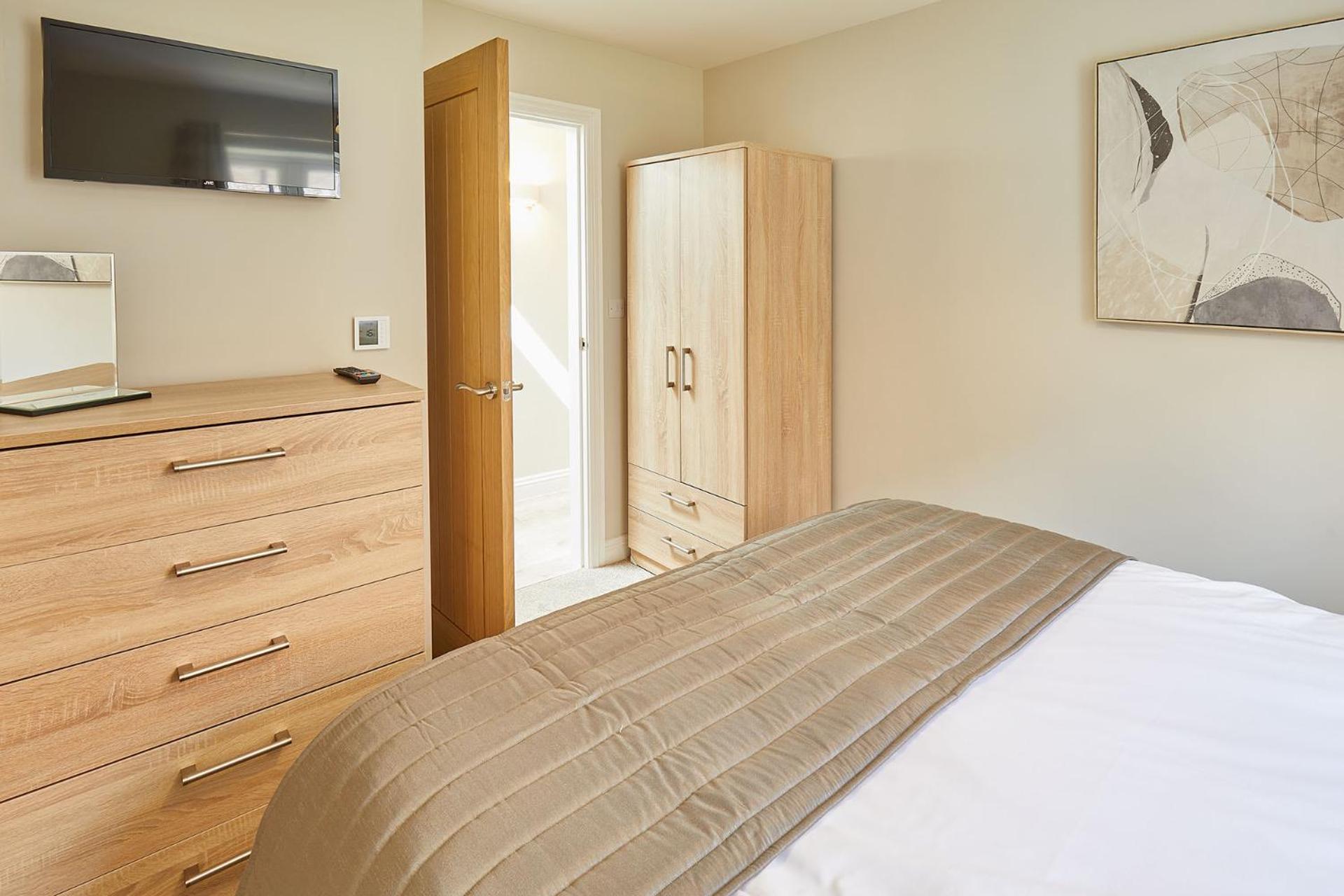 Two-Bedroom House photo 2