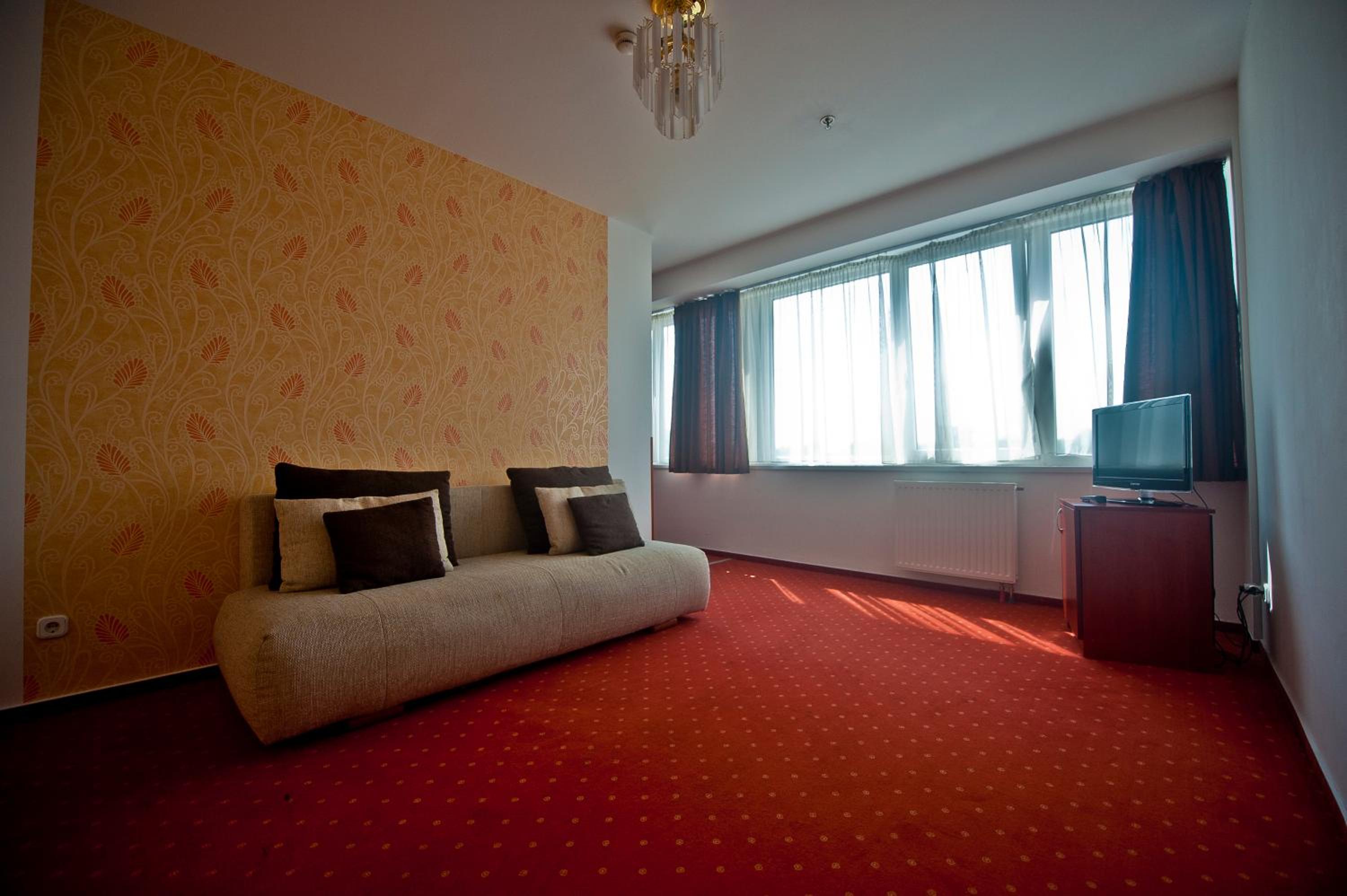Apartment - Photo 1