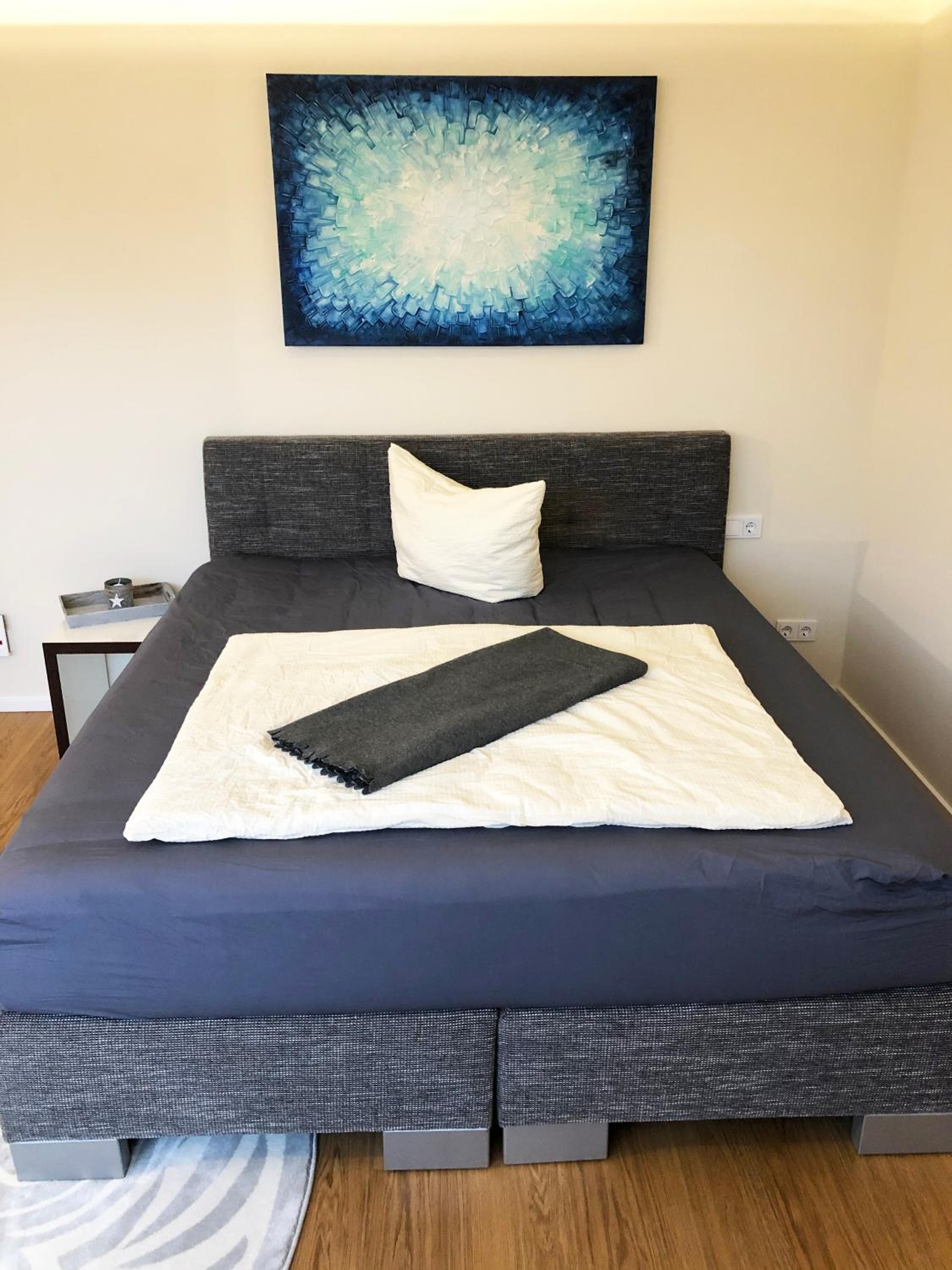 Apartment photo 1