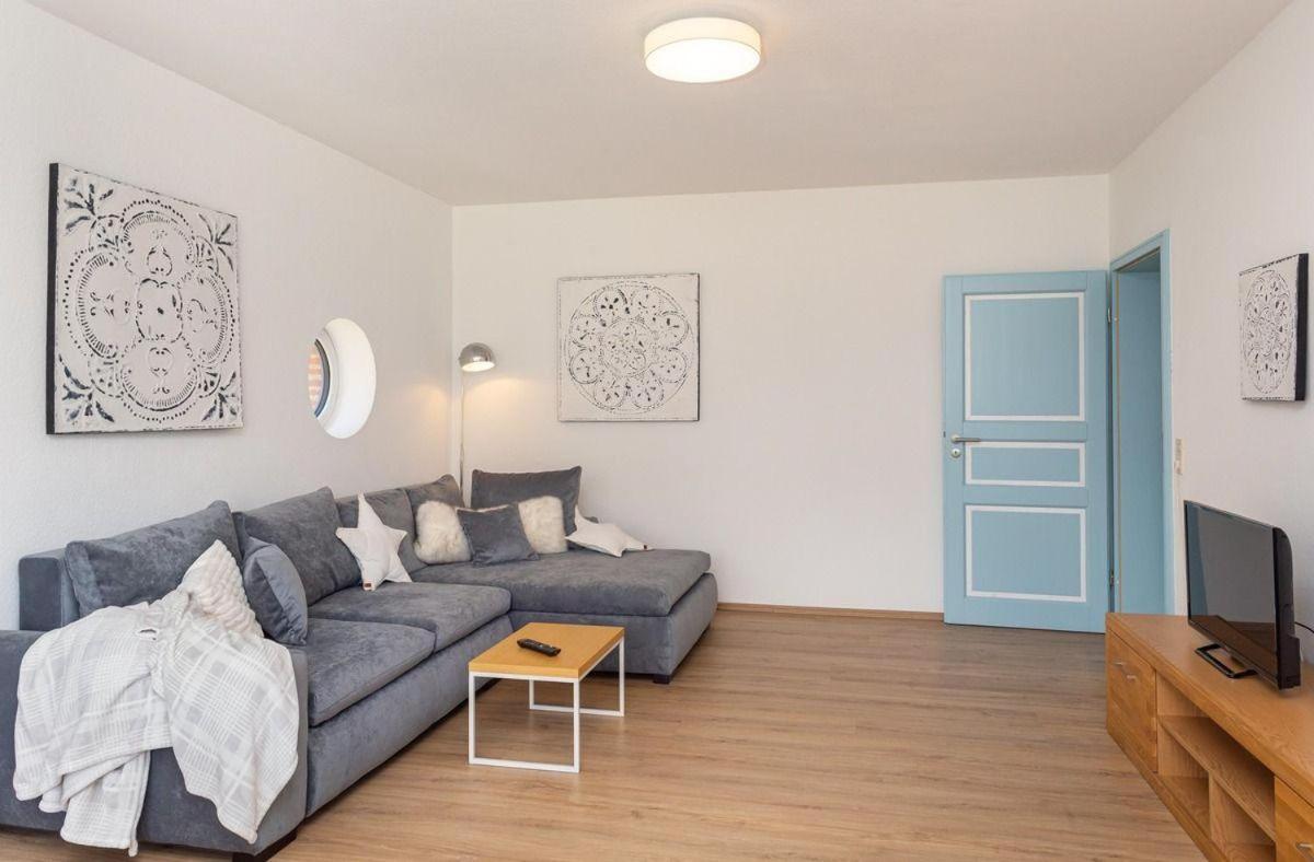 Apartment photo 2