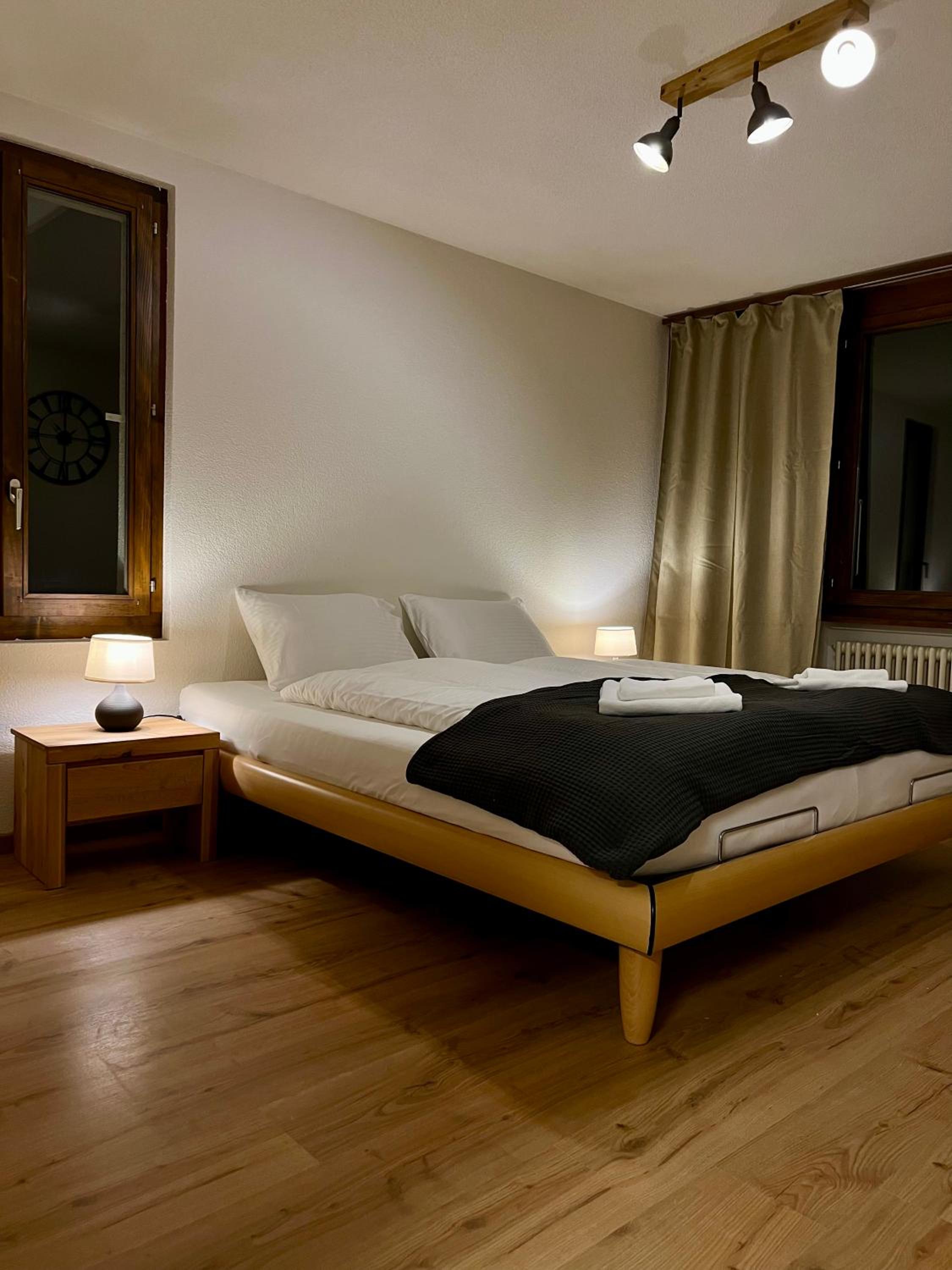 Three-Bedroom Apartment - Photo 5