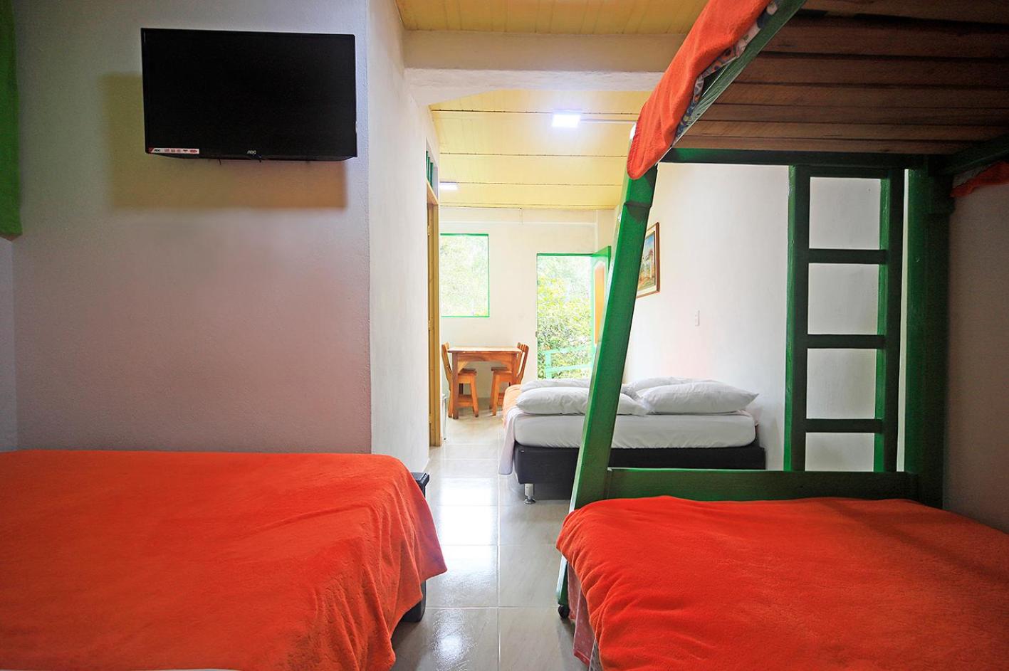 Apartment - Ground Floor photo 2