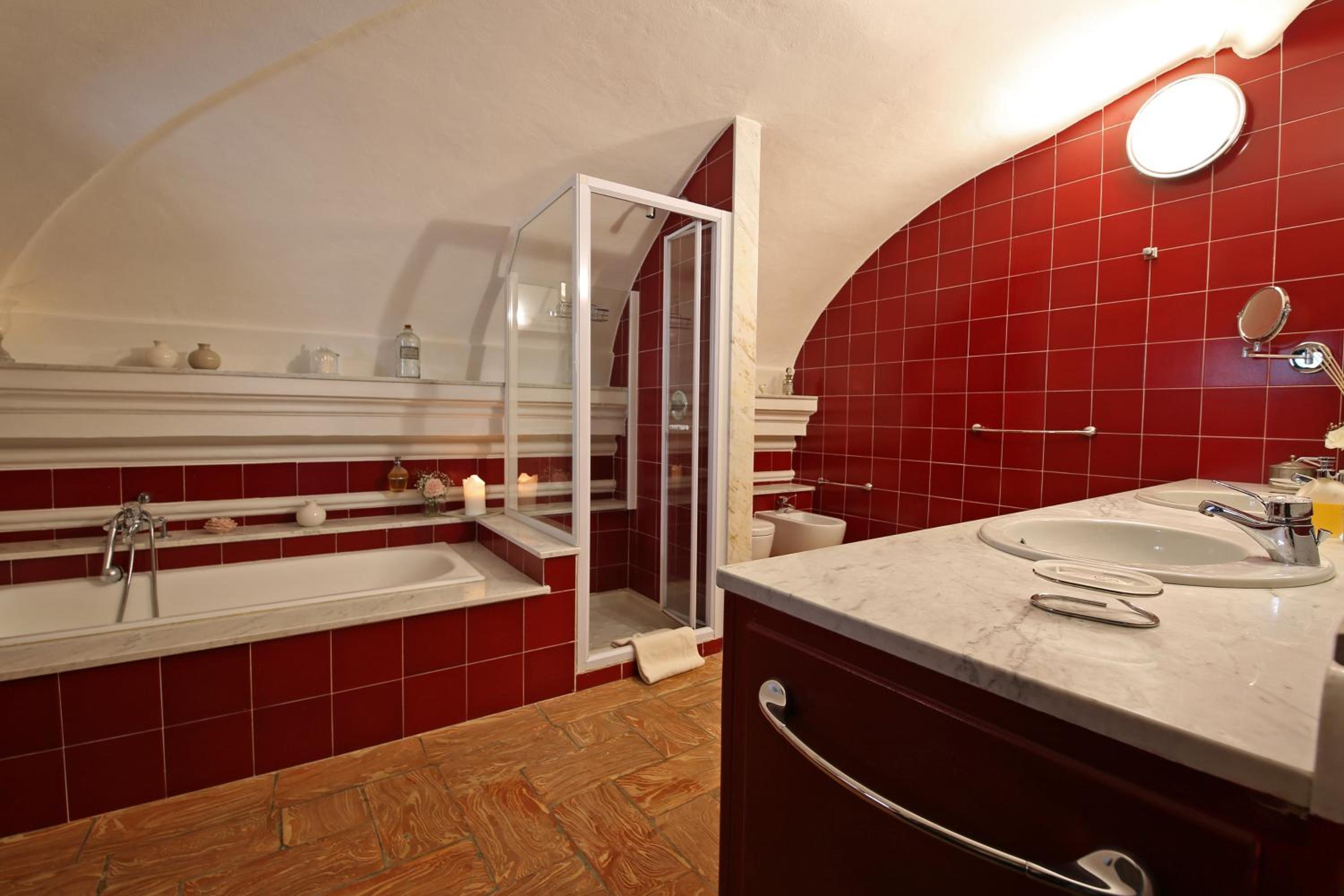 Two-Bedroom Apartment with Terrace - Split Level photo 3