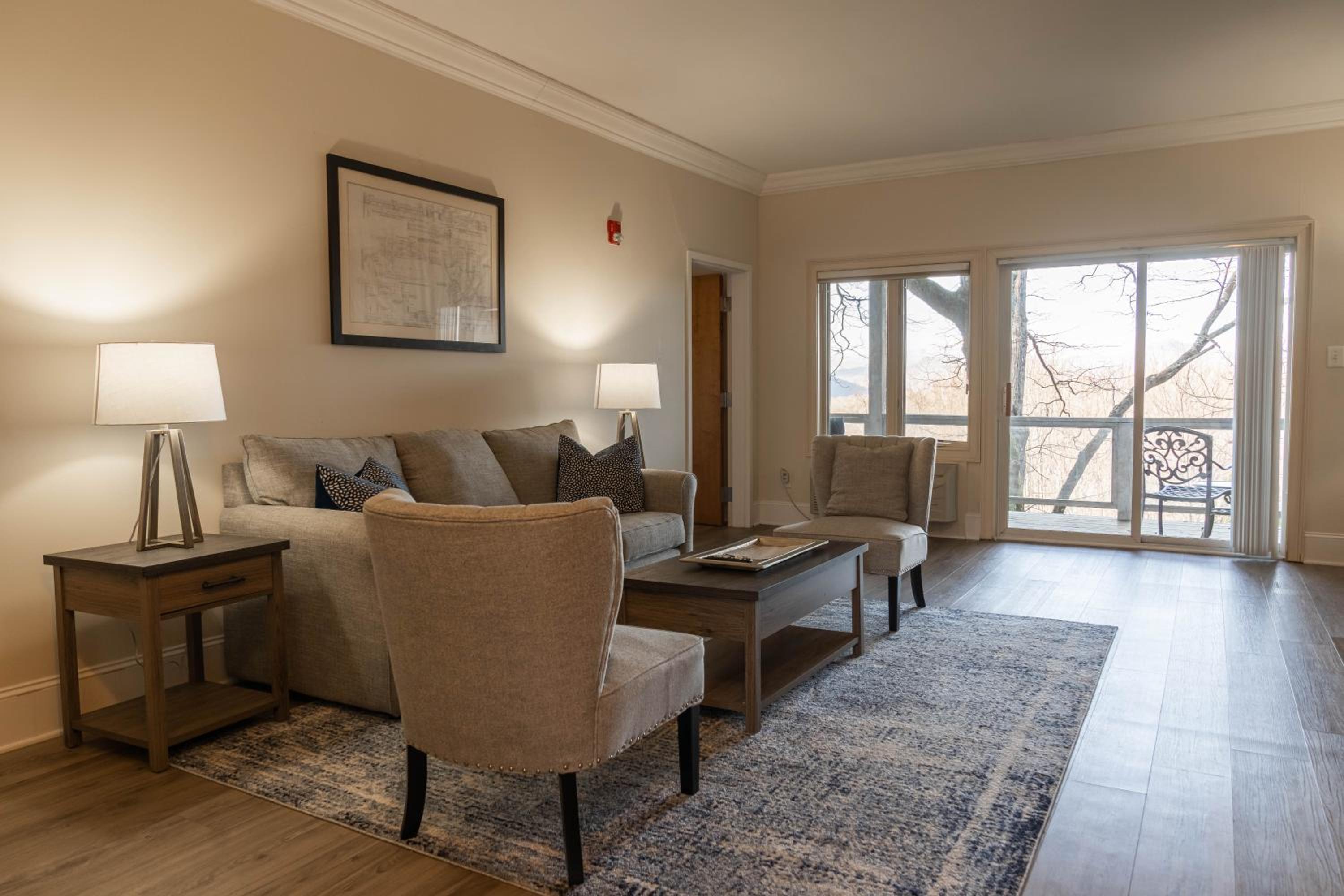 Deluxe Suite