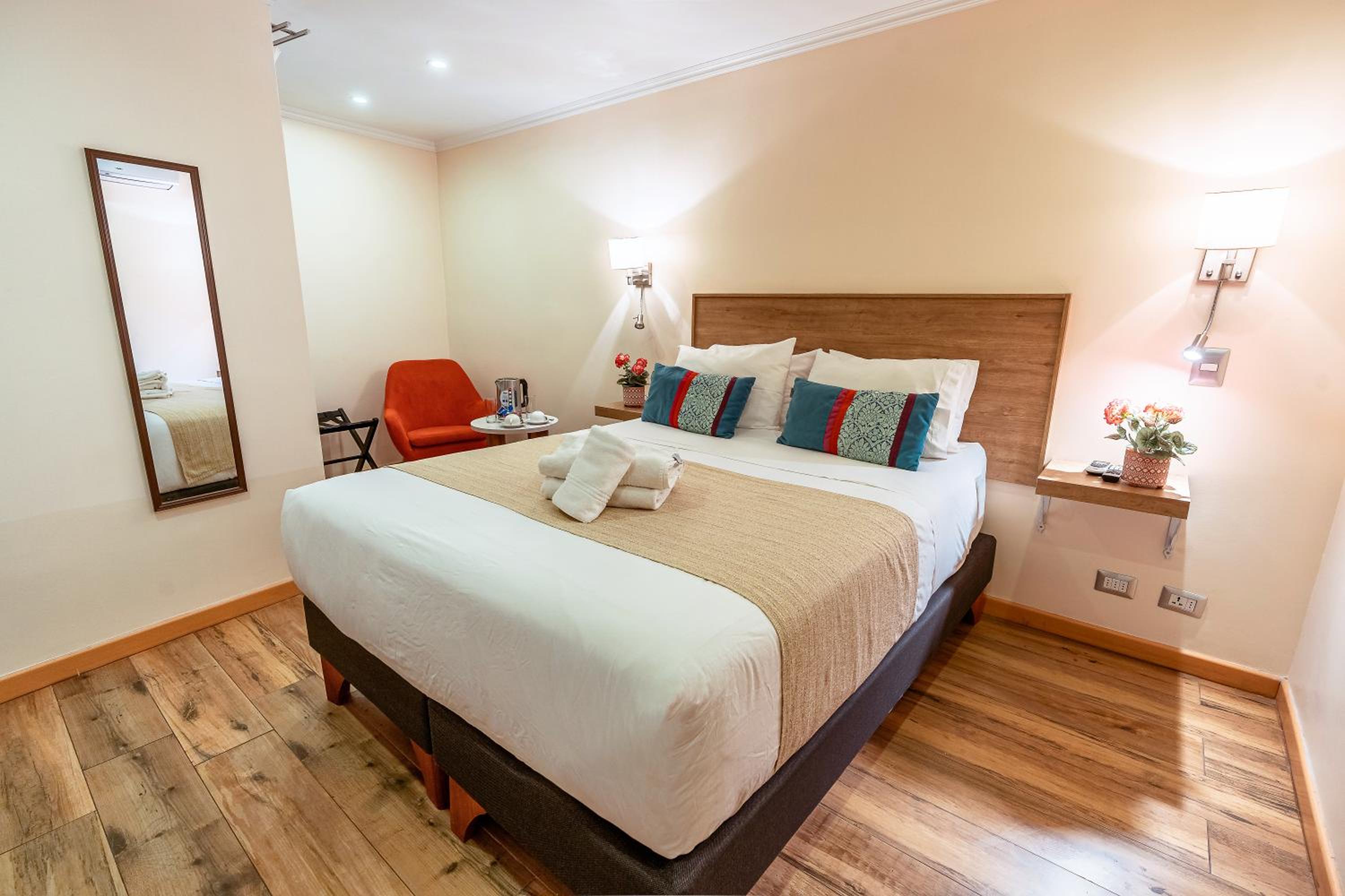 Standard Double Room In Inner Courtyard photo 2