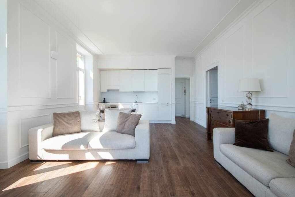 Two-Bedroom Apartment photo 2