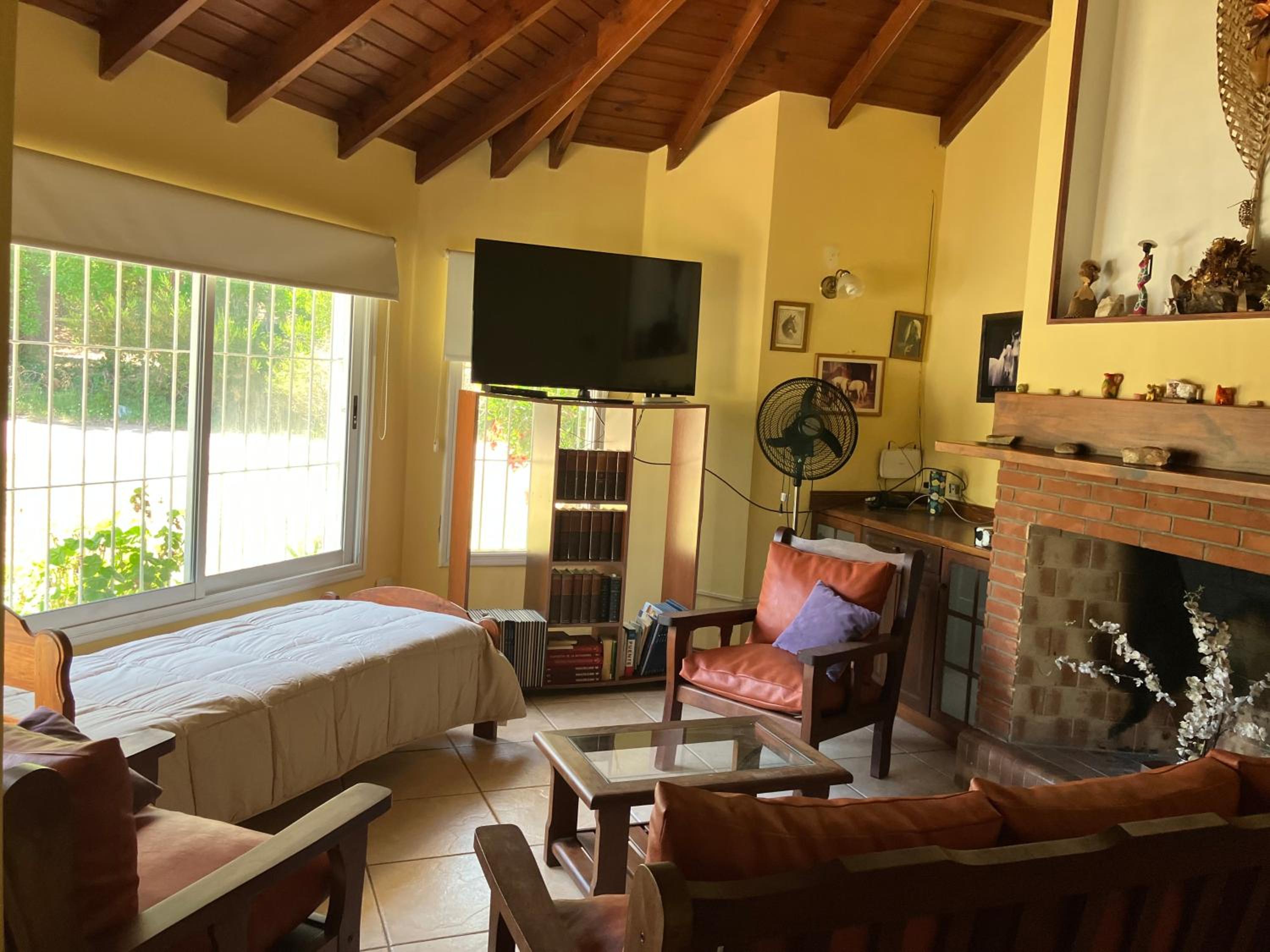 One-Bedroom House photo 2