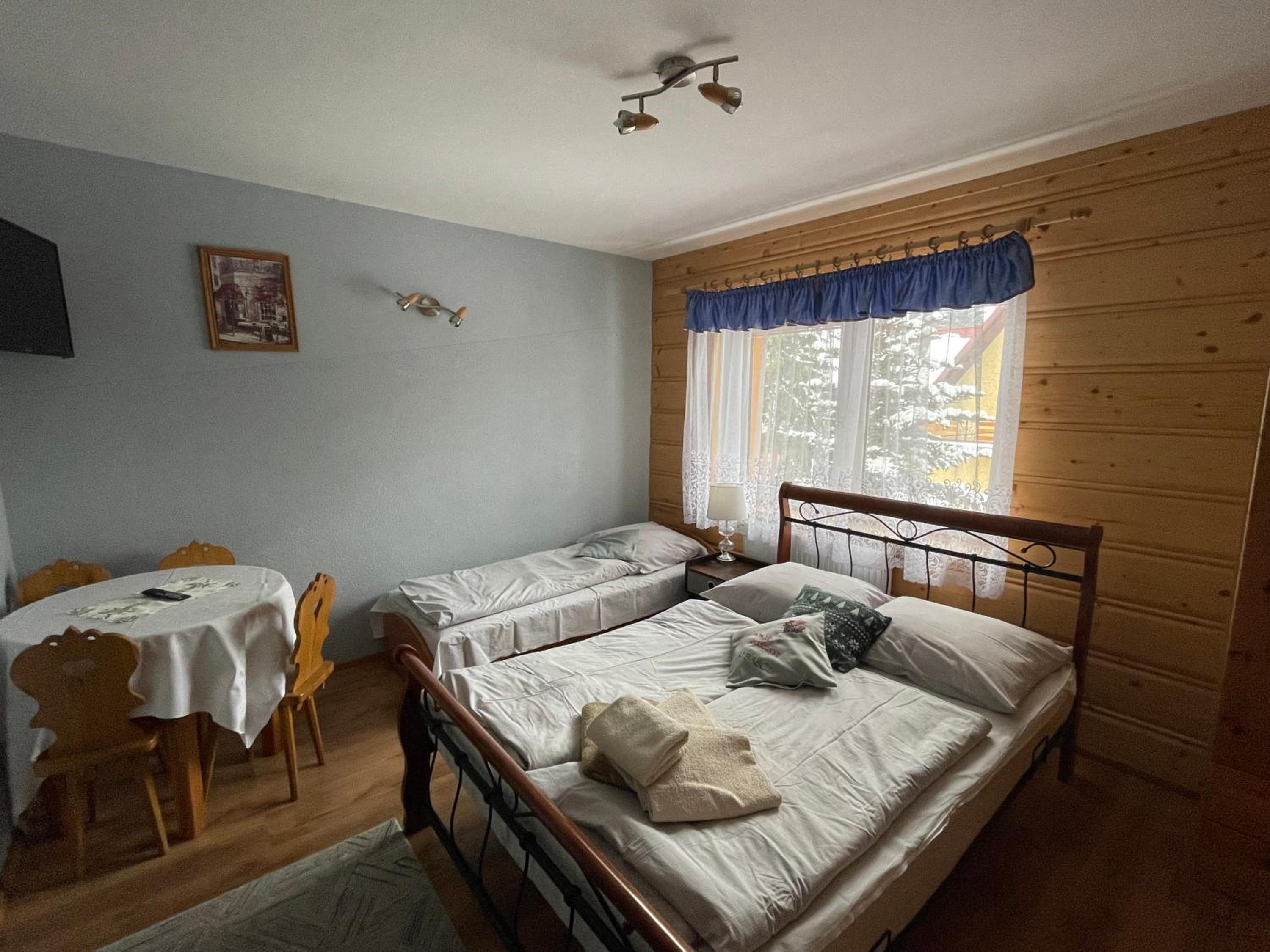 Quadruple Room with Double Bed - Photo 3