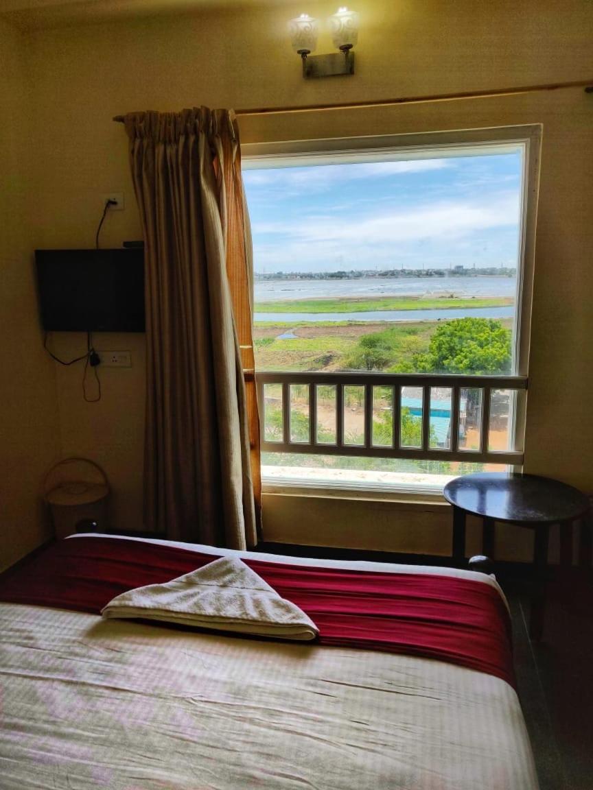 Deluxe Double Room - Photo 7