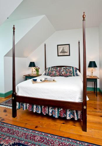 Queen Room with Sea View